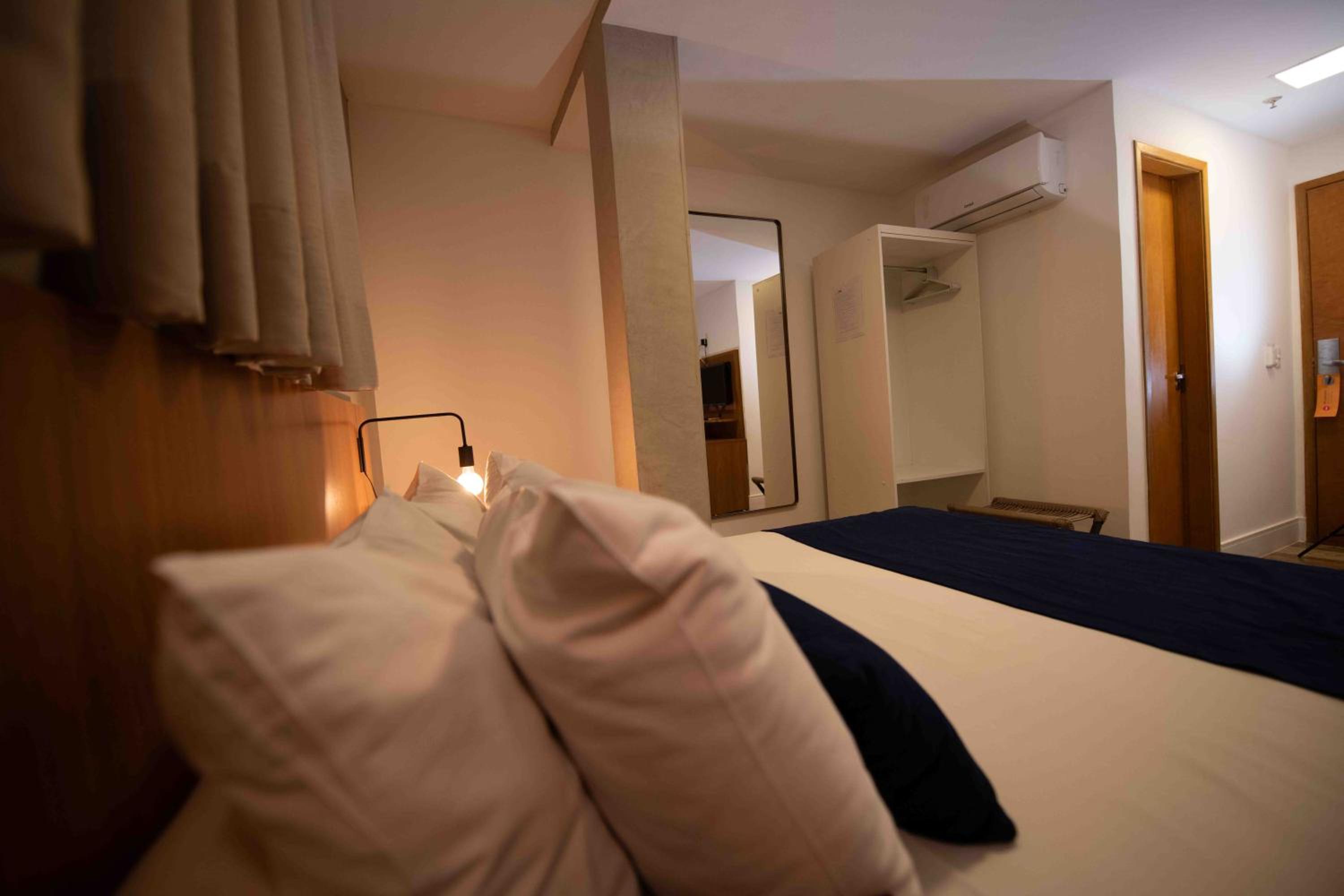 Standard Double Room - Photo 18