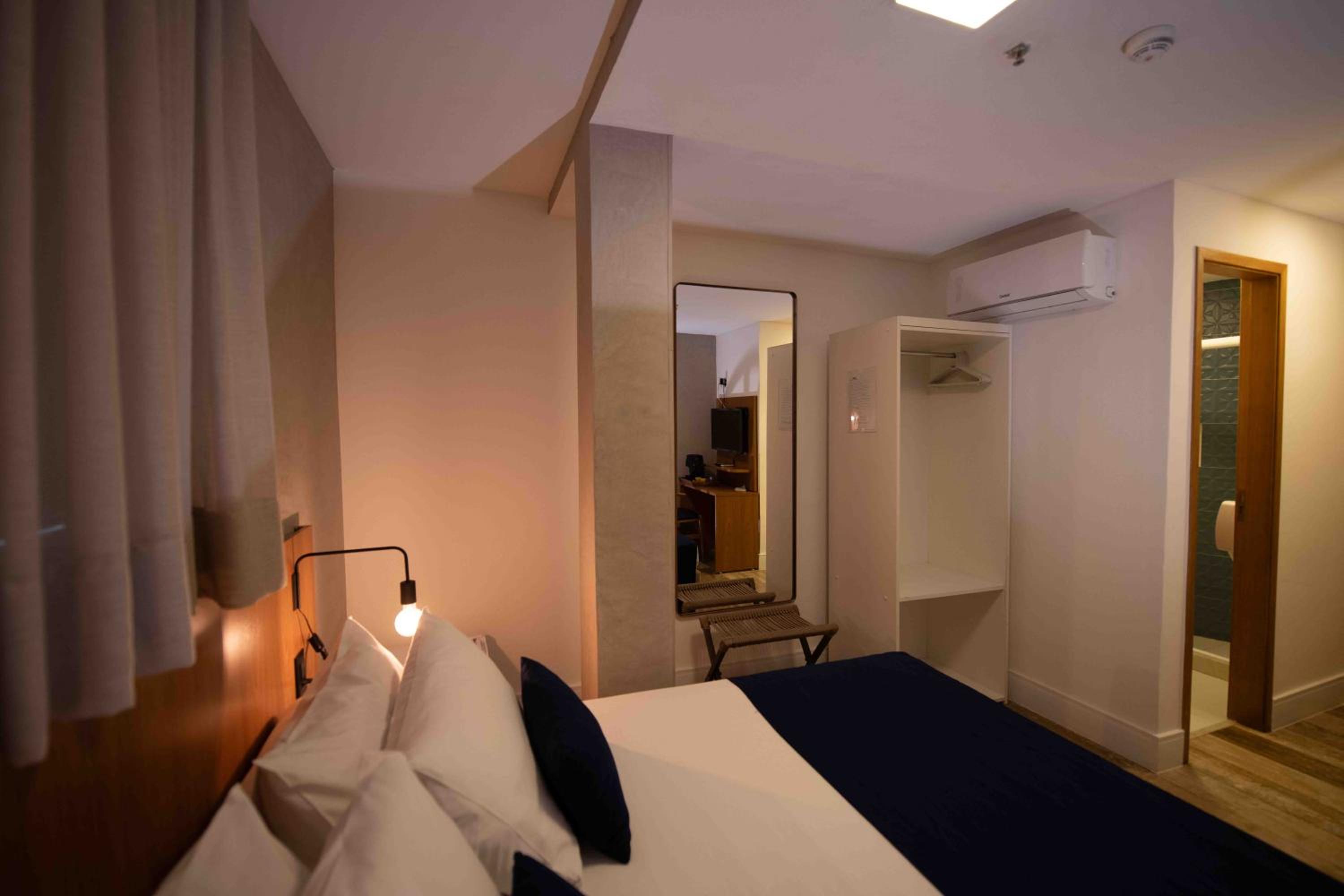 Standard Double Room - Photo 4