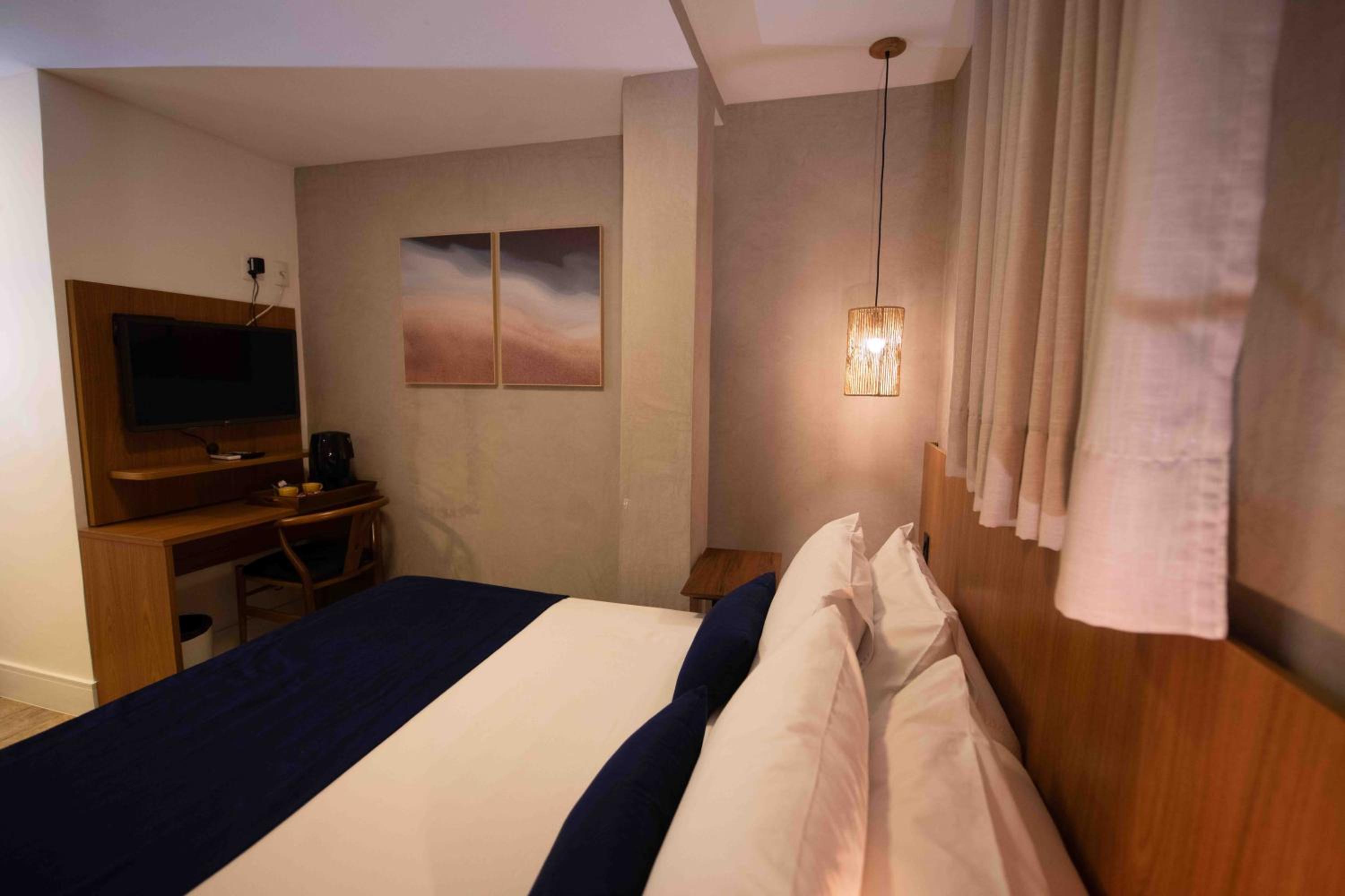 Standard Double Room - Photo 6