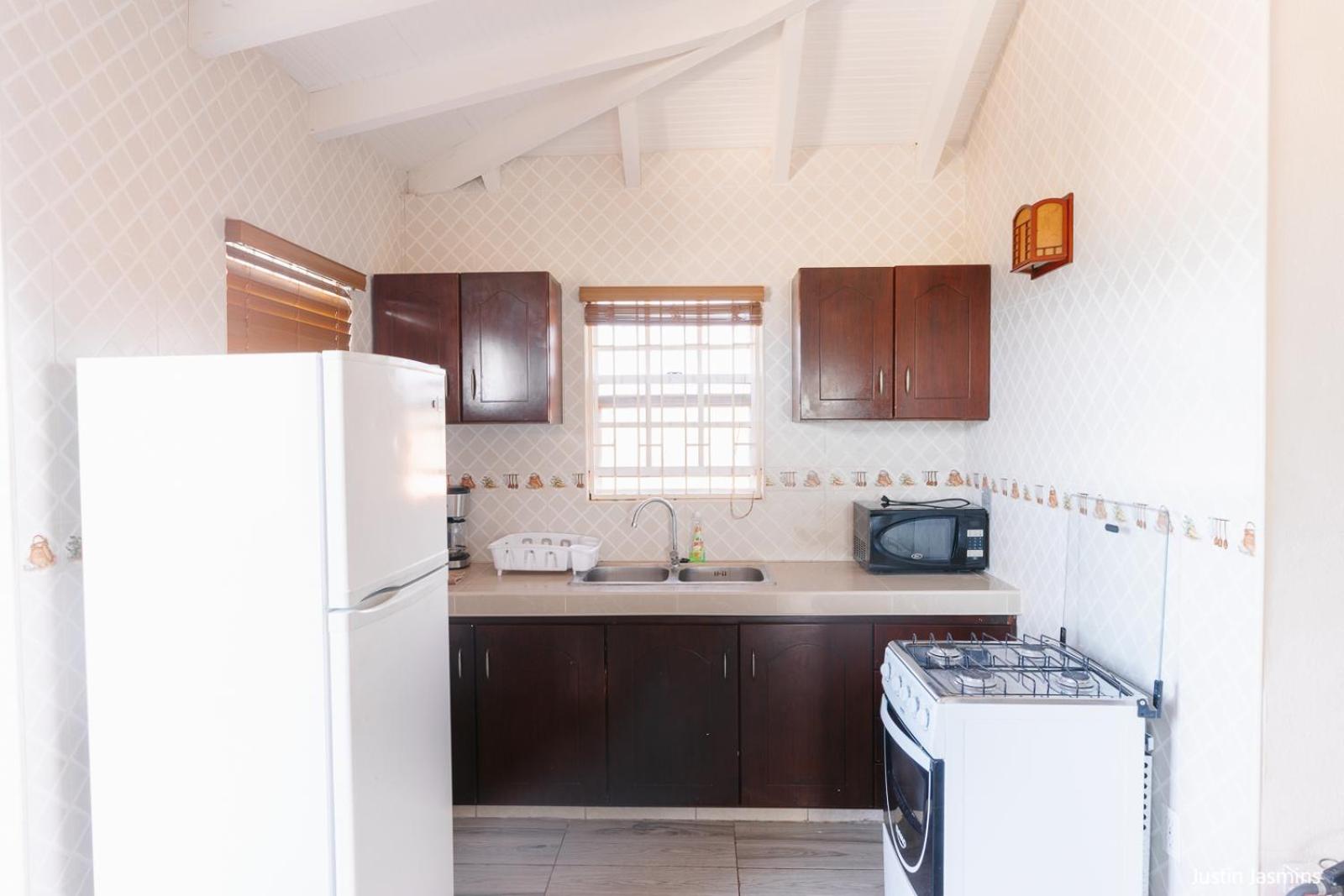 Deluxe One-Bedroom Apartment with Ocean View photo 2