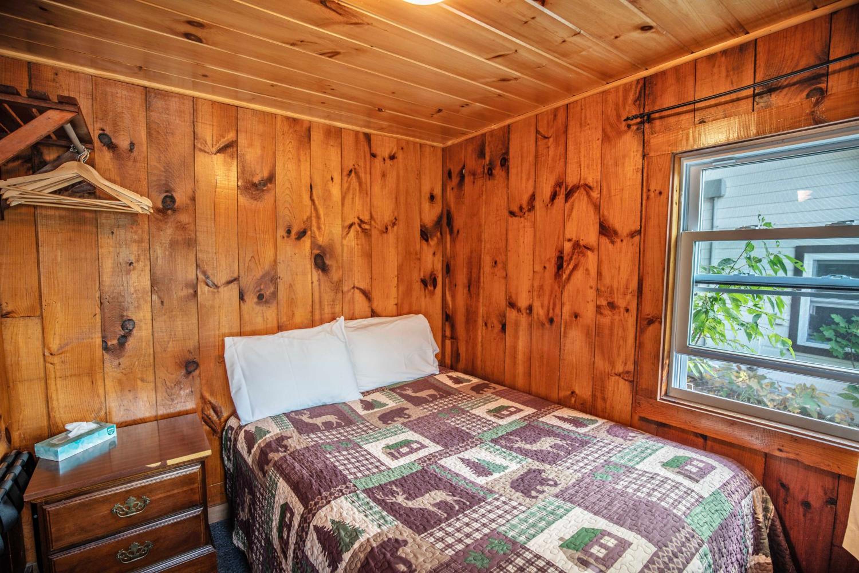Superior Bungalow - Photo 8