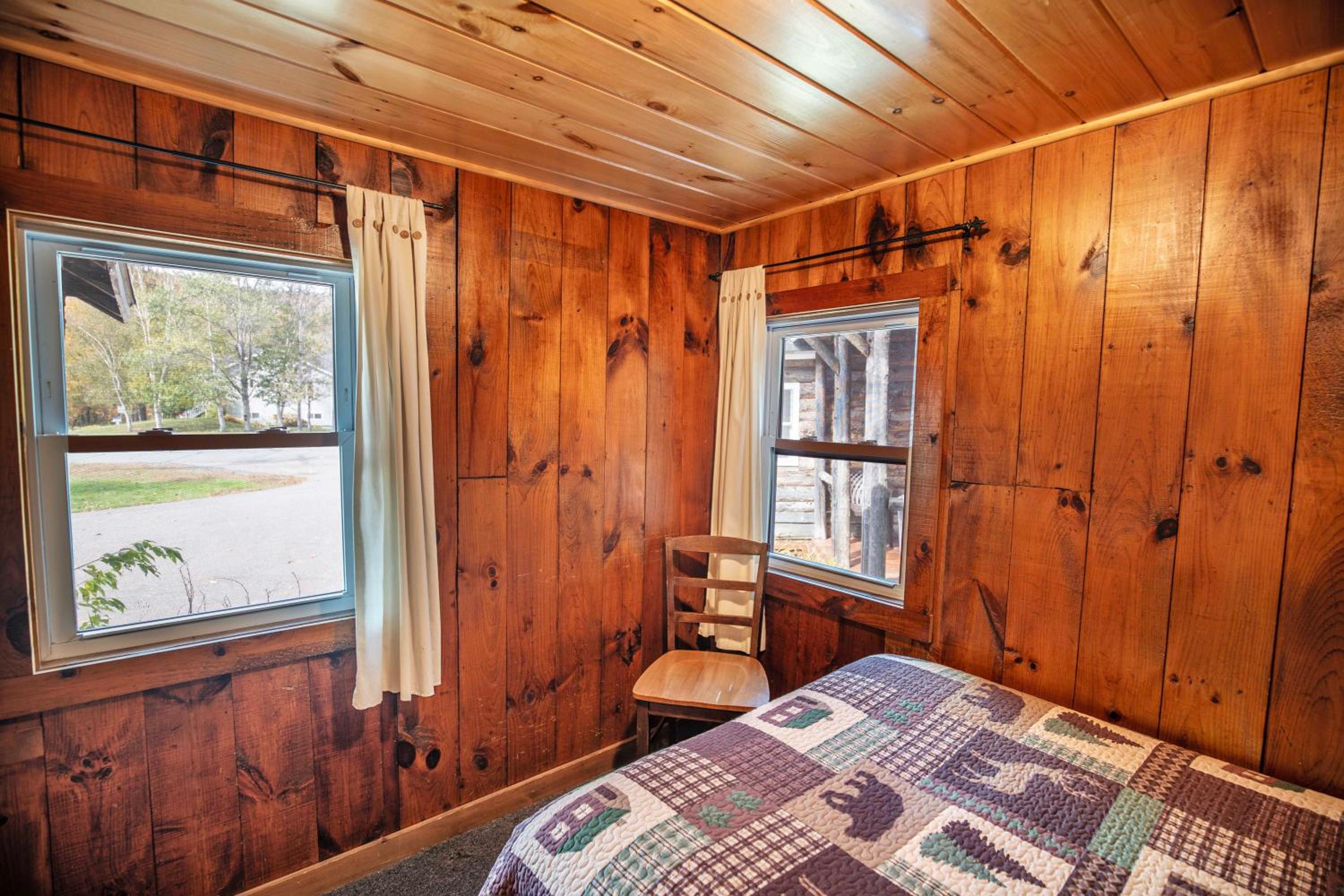 Superior Bungalow - Photo 13