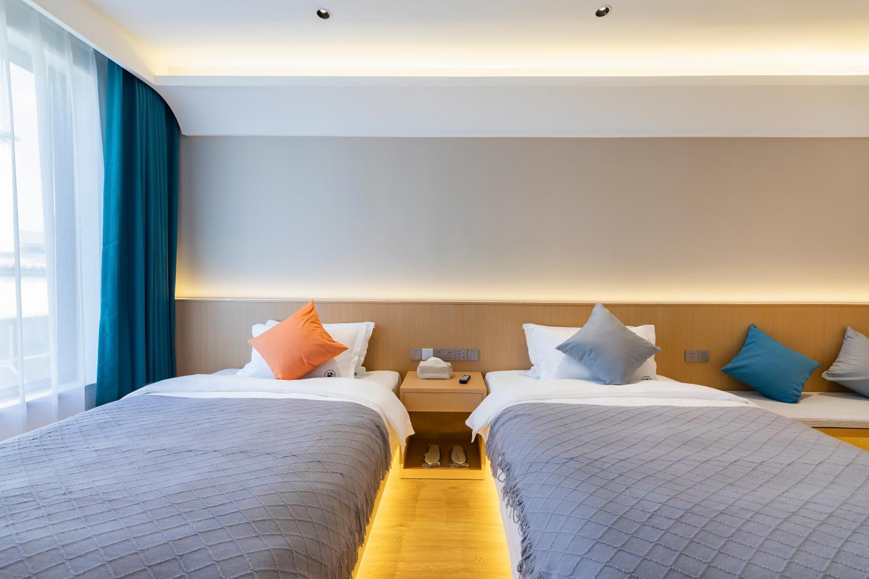 Premium Queen Room  photo 2