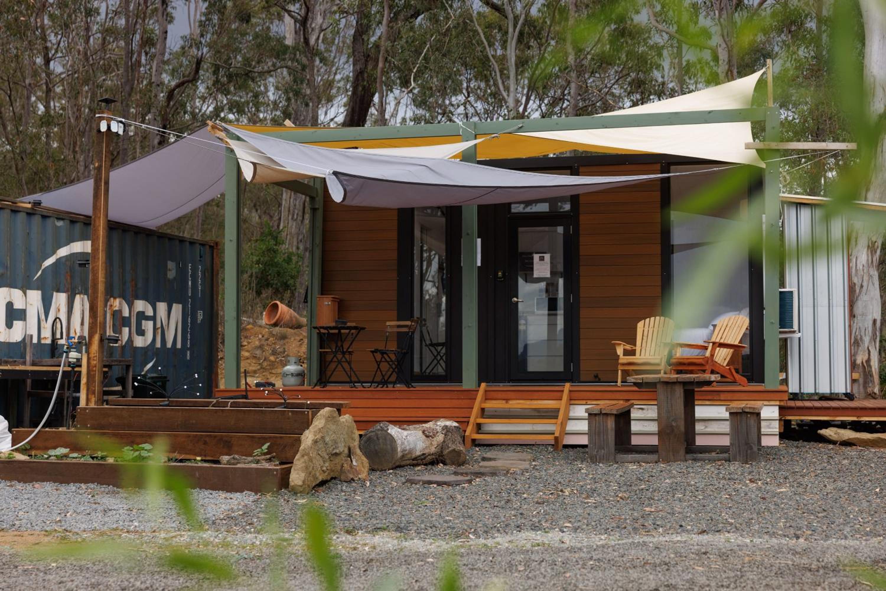 Mobile Home photo 3
