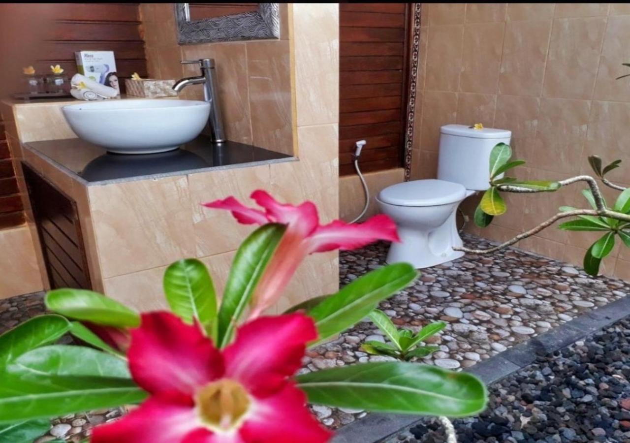 Deluxe Double Room with Balcony - Photo 22