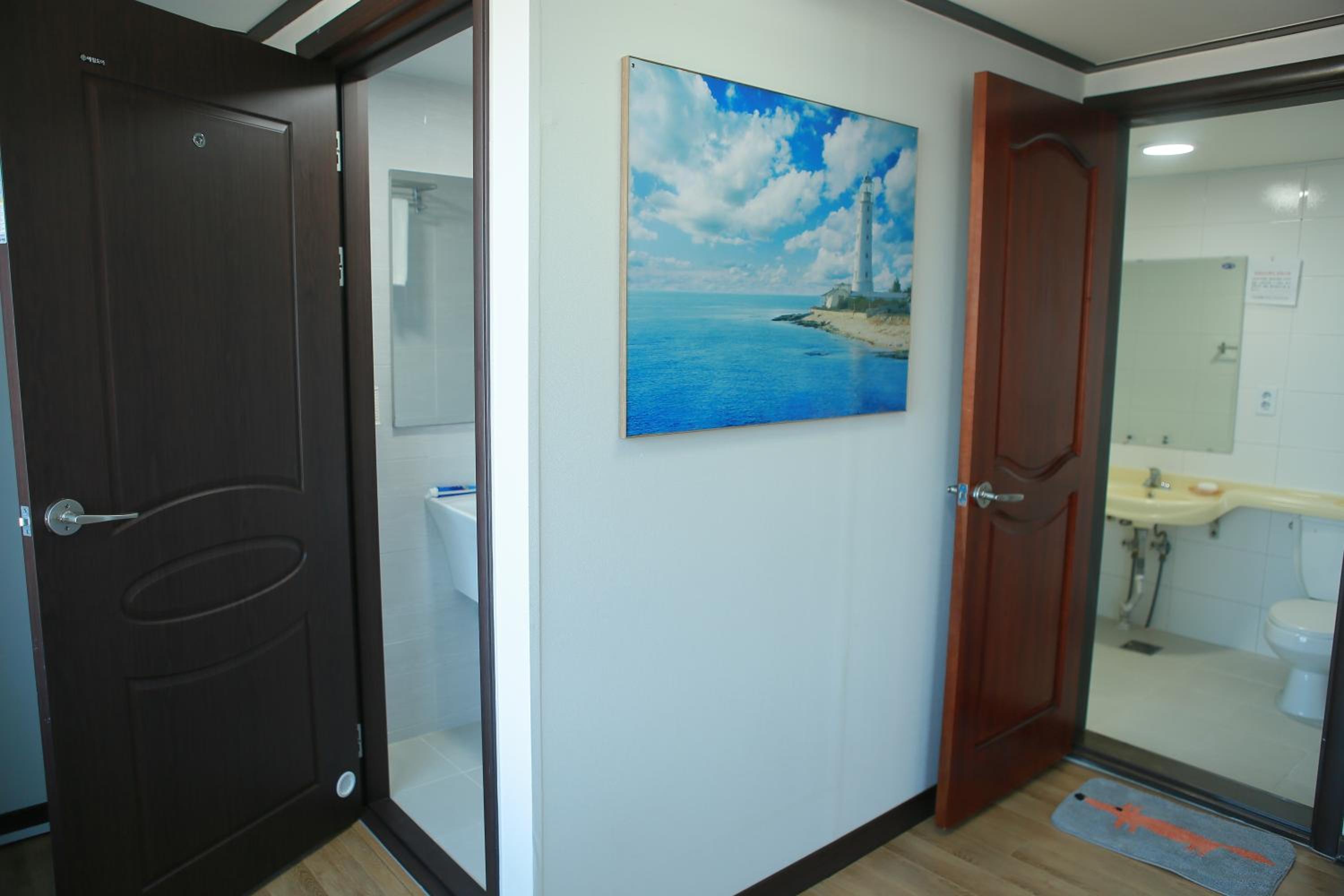 Family Suite - Photo 10