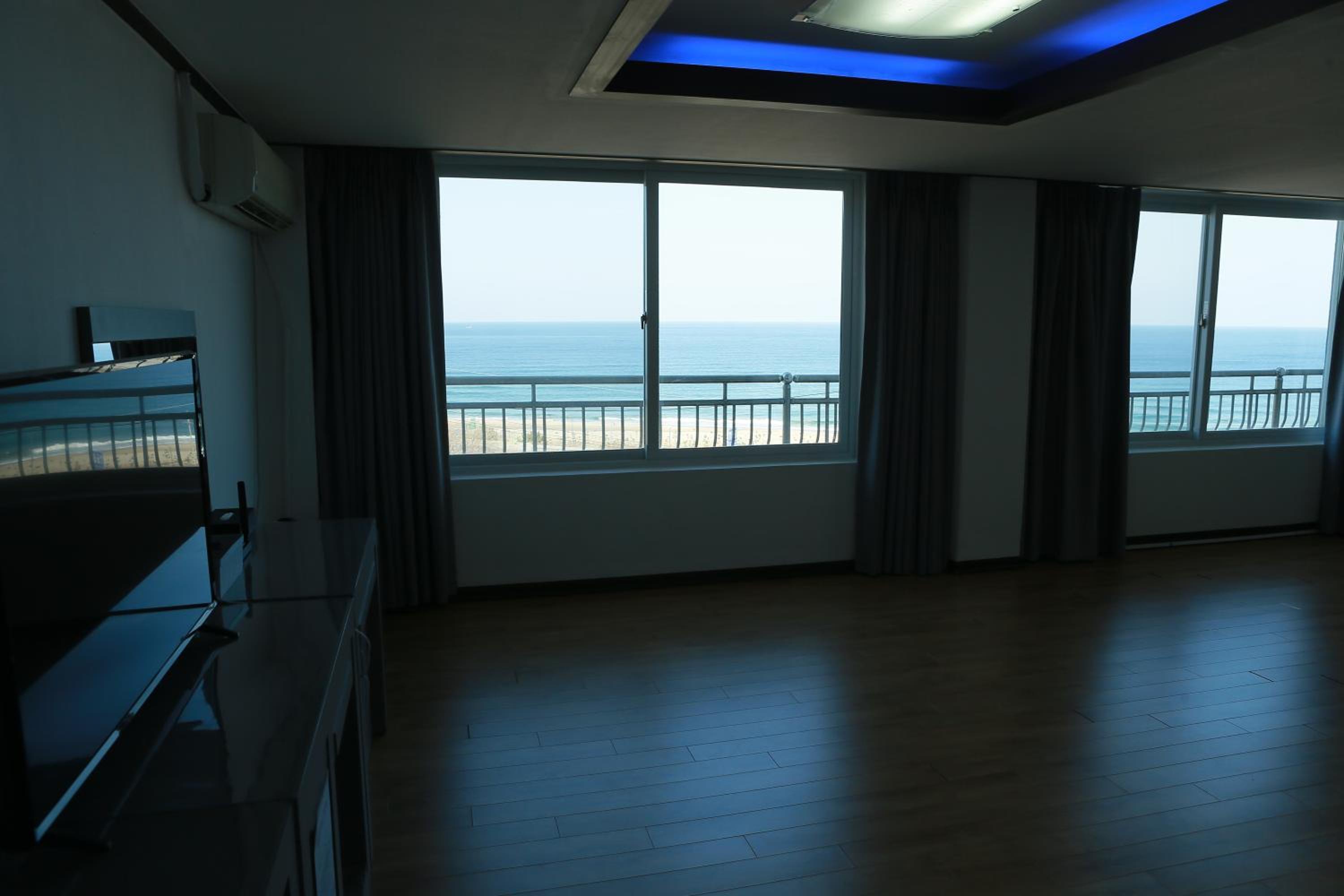 Family Suite - Photo 9