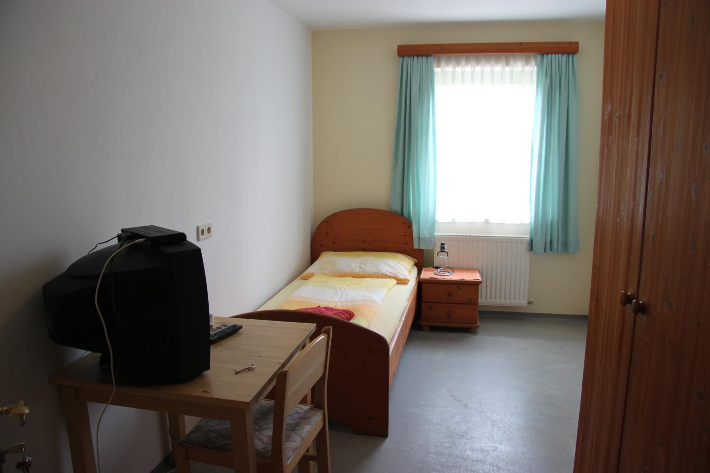 Single Room With Private External Bathroom photo 1