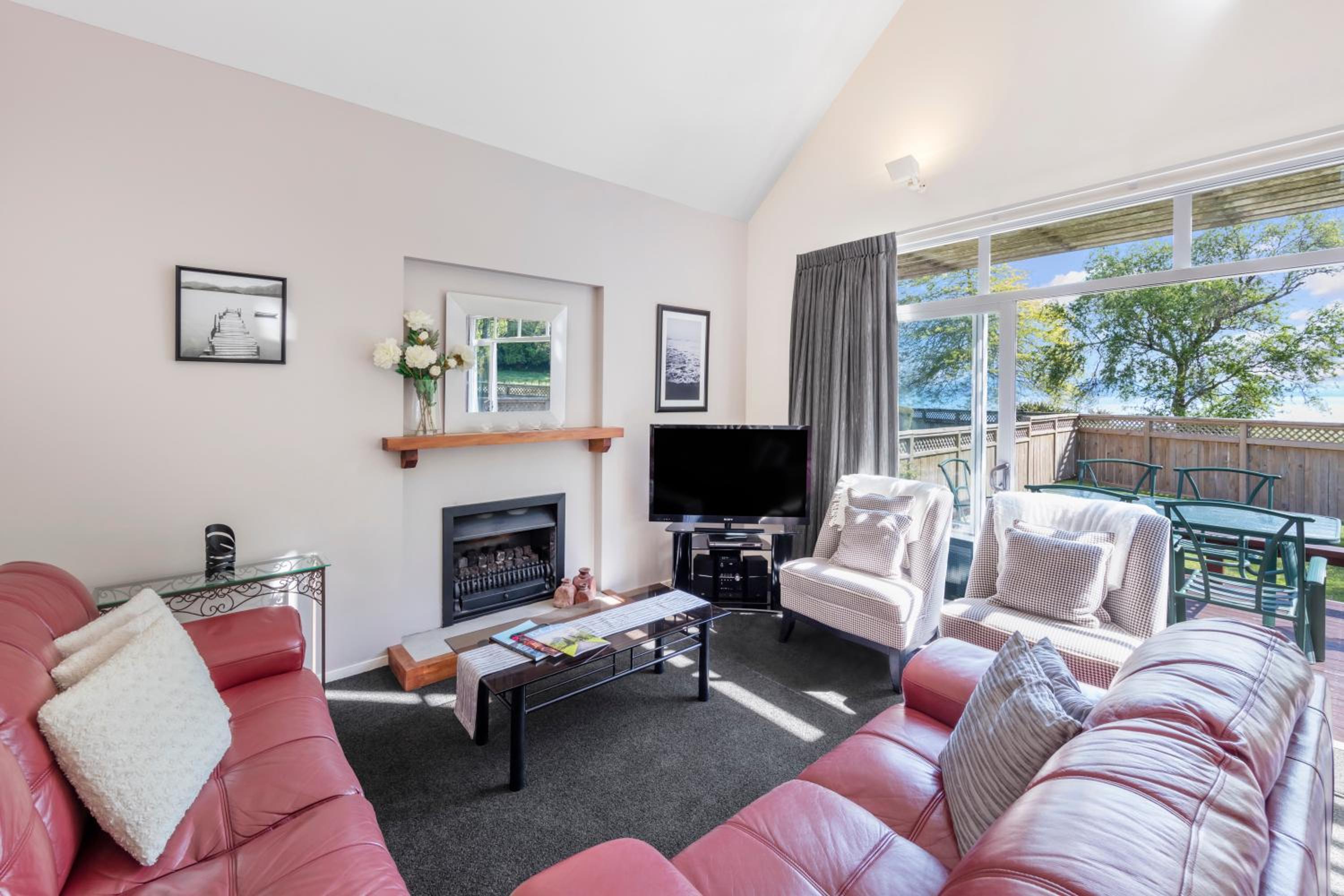 Executive Three Bedroom Chalet with Lake View - Photo 1
