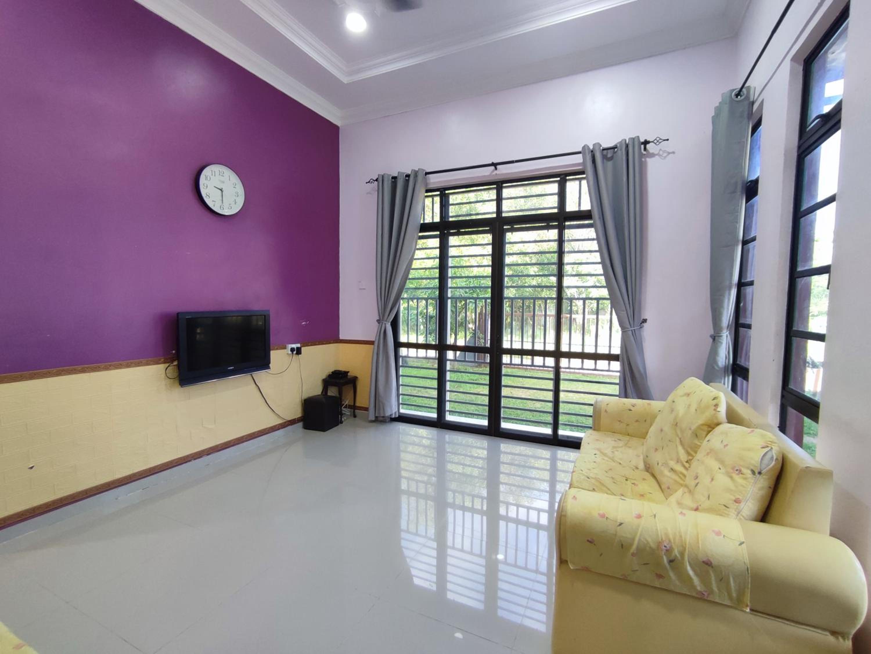 Three-Bedroom House photo 1