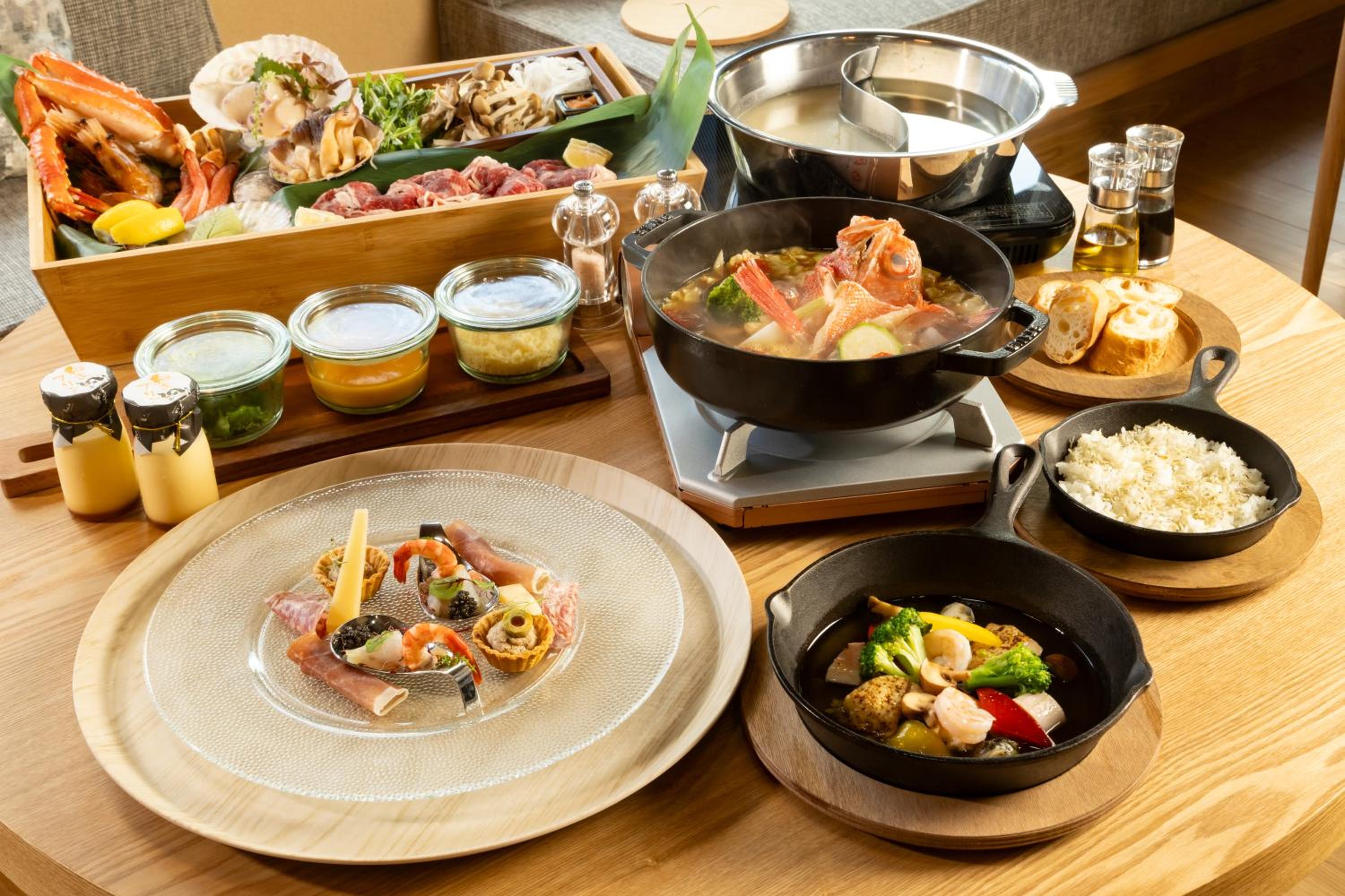 IZUBA Villa - Non-Smoking+In Room Dinner & Breakfast Box - Photo 8