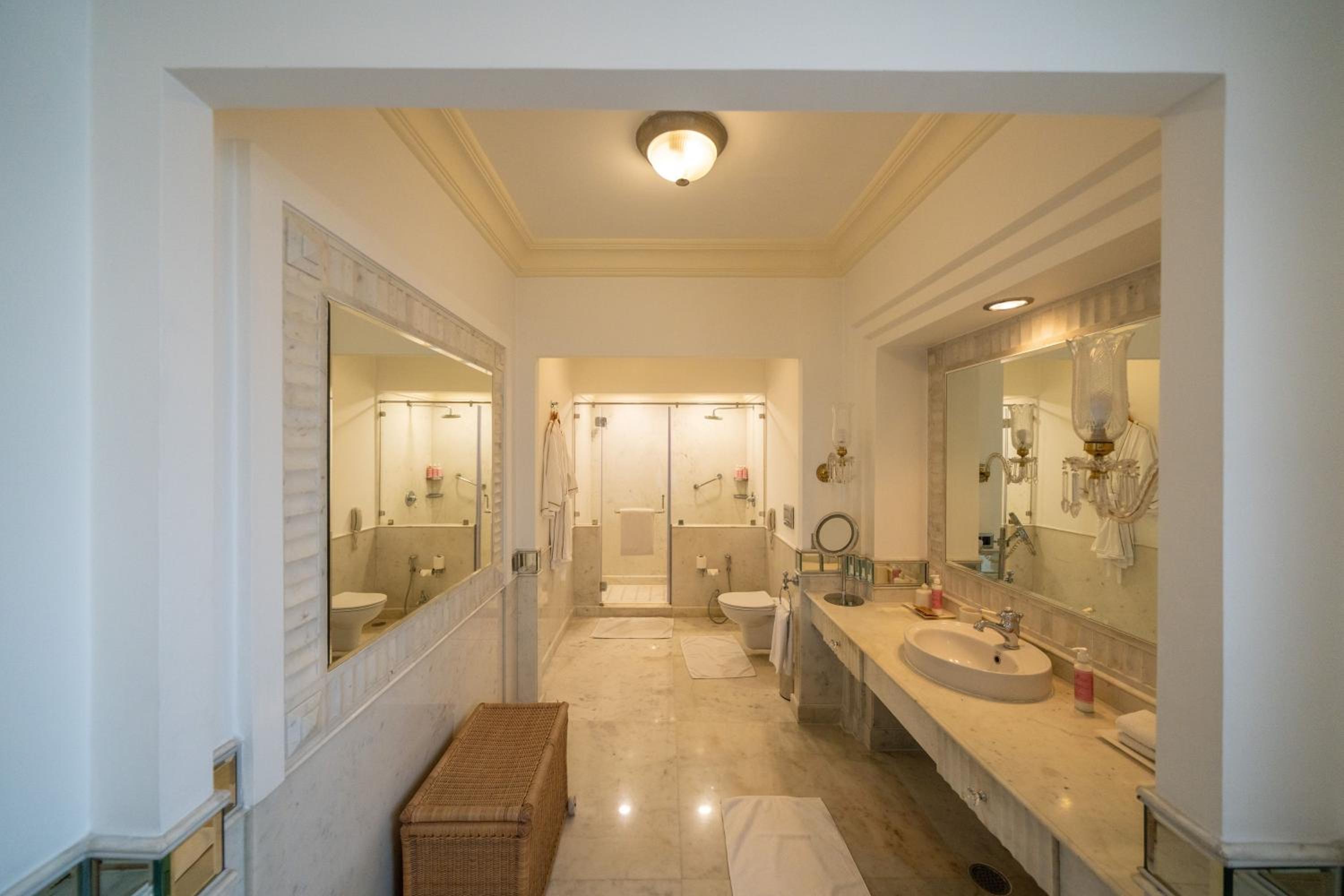 Palace Suite