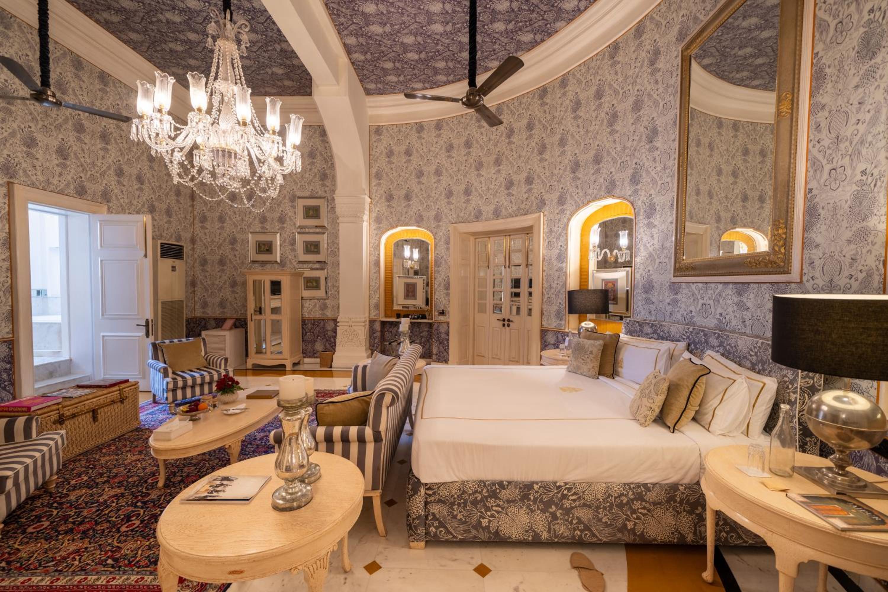 Palace Suite
