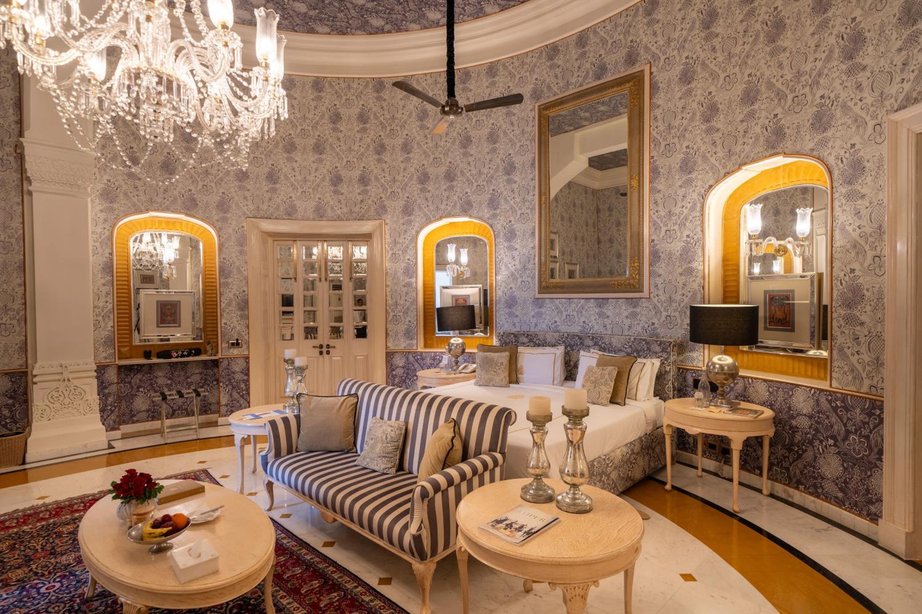 Palace Suite