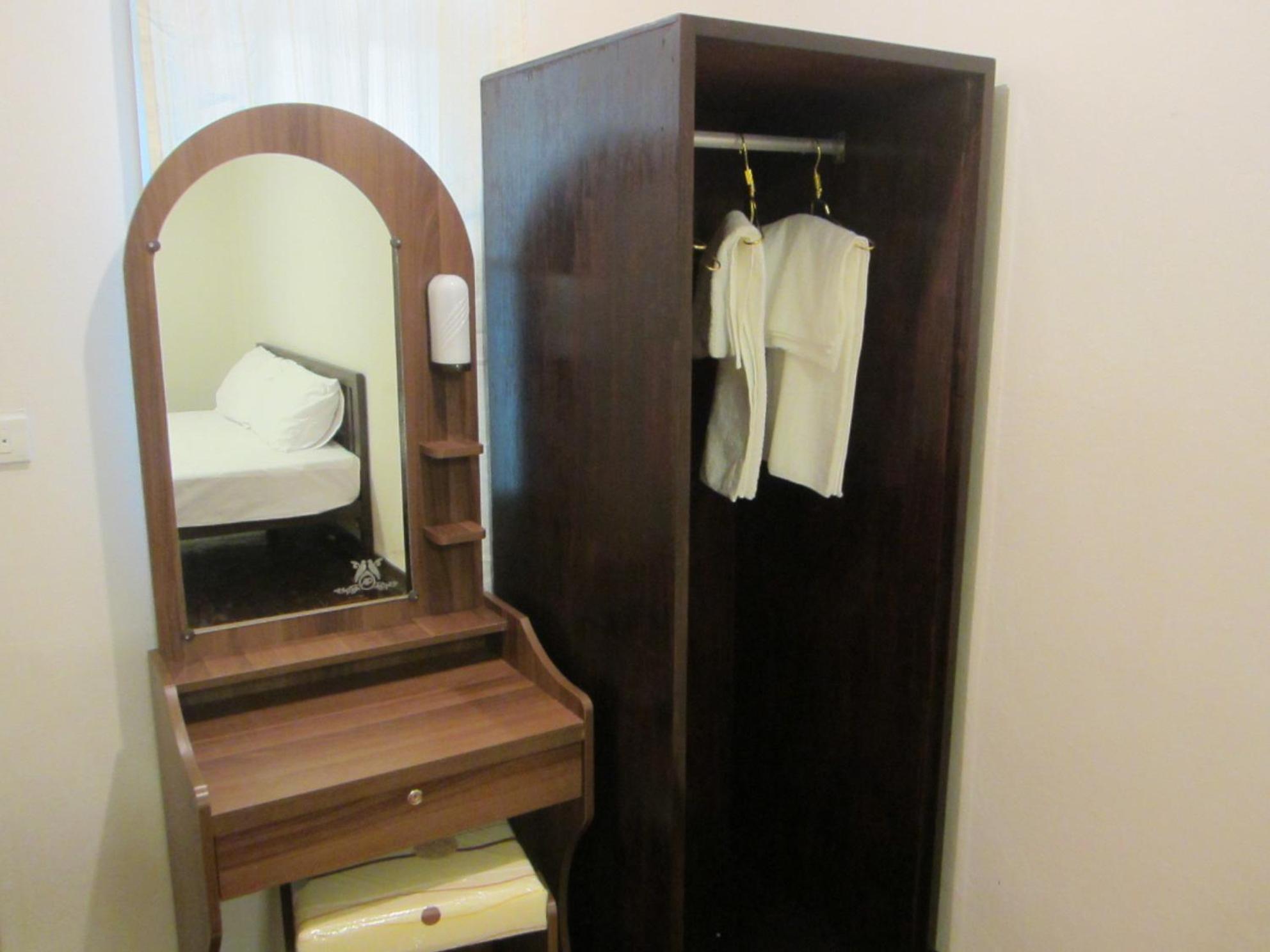 Double Room with Private Bathroom photo 2