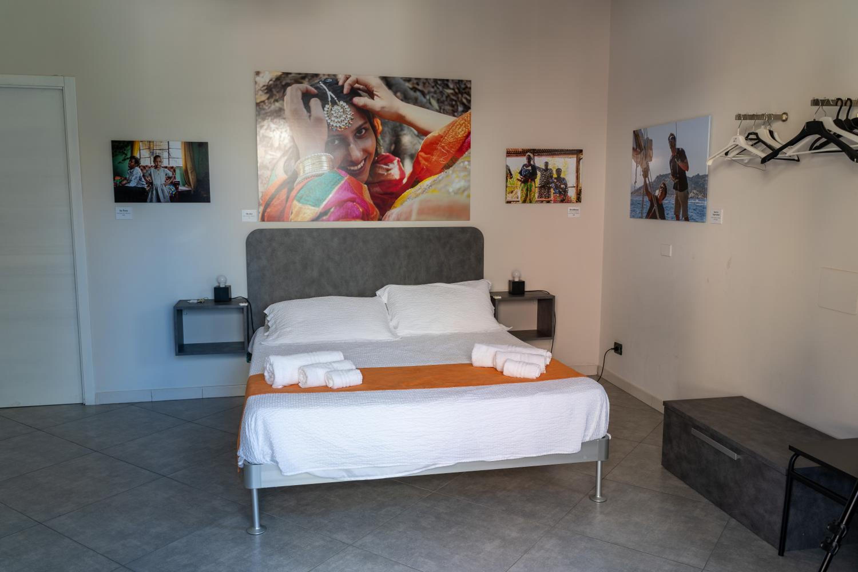 Double Room with Private Bathroom photo 2