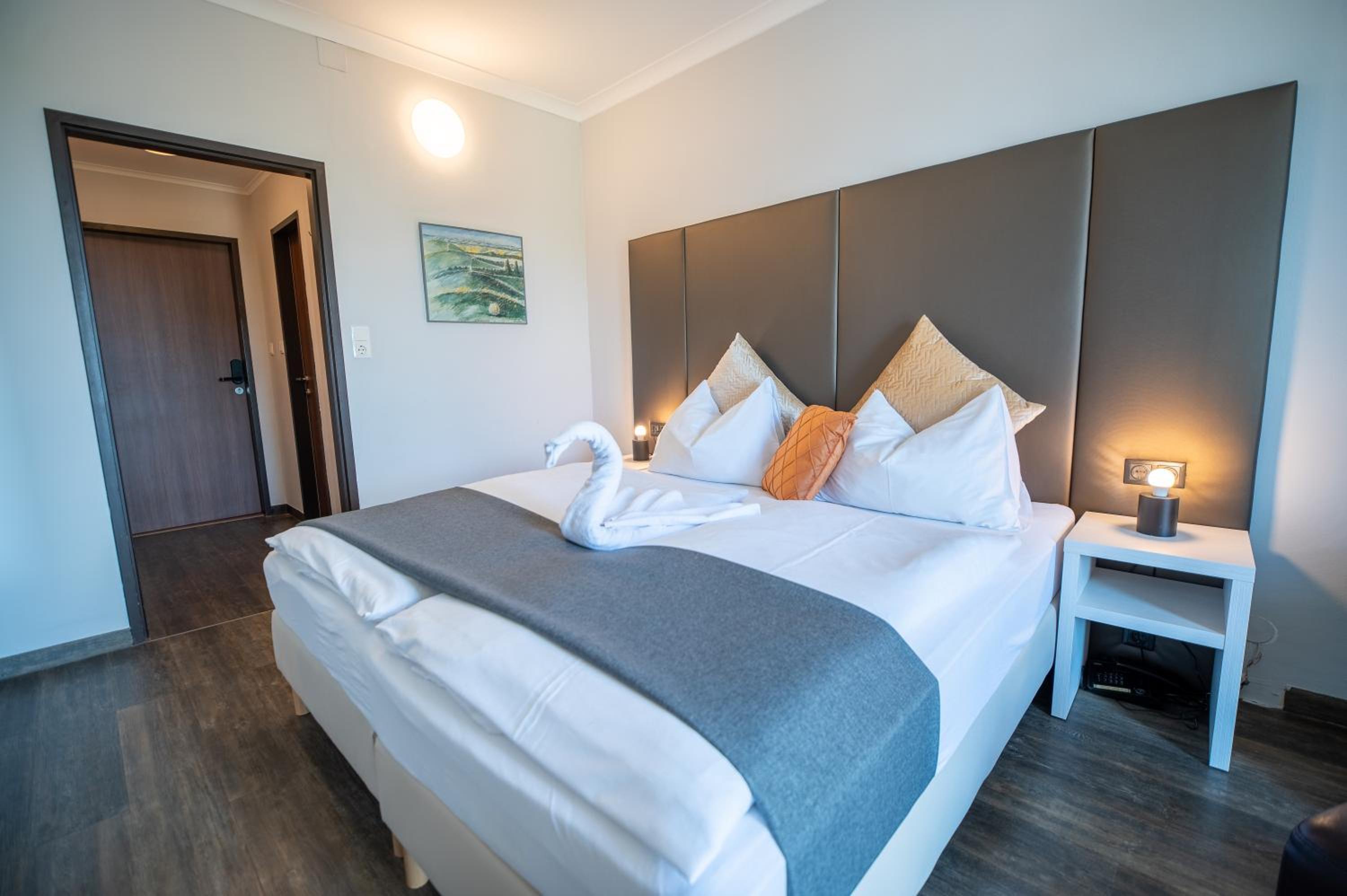 Double Room - Photo 40