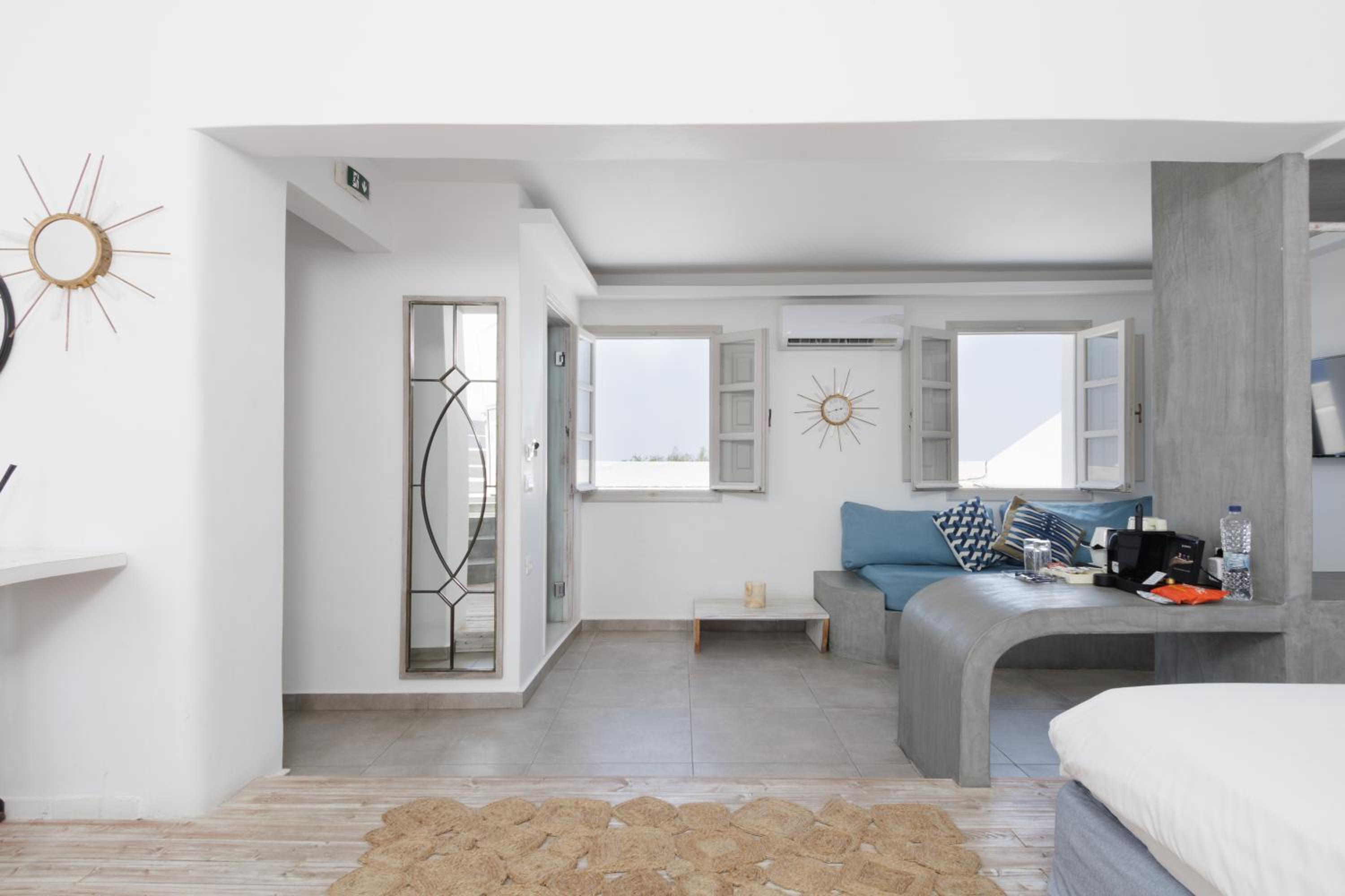 Suite with Sea View - Photo 25