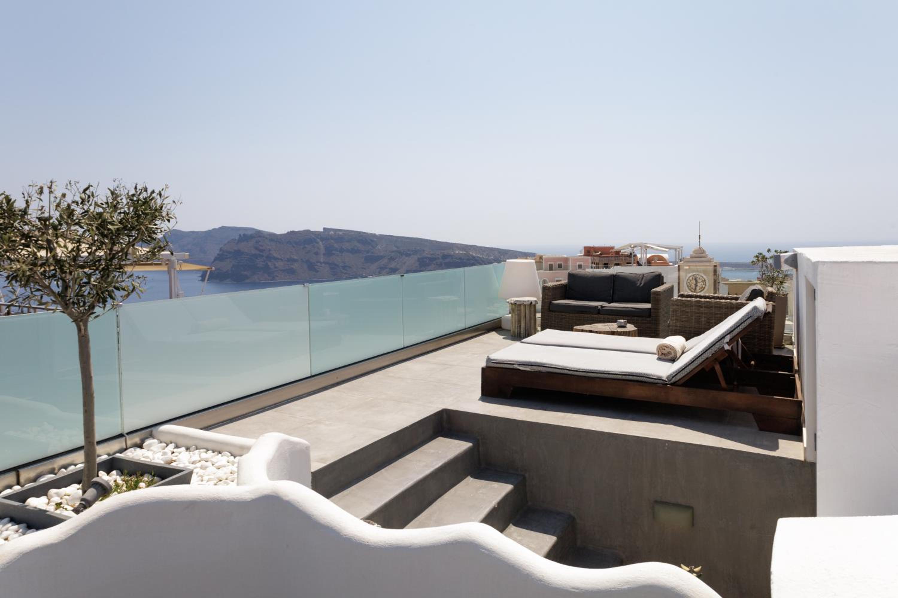 Suite with Sea View - Photo 9
