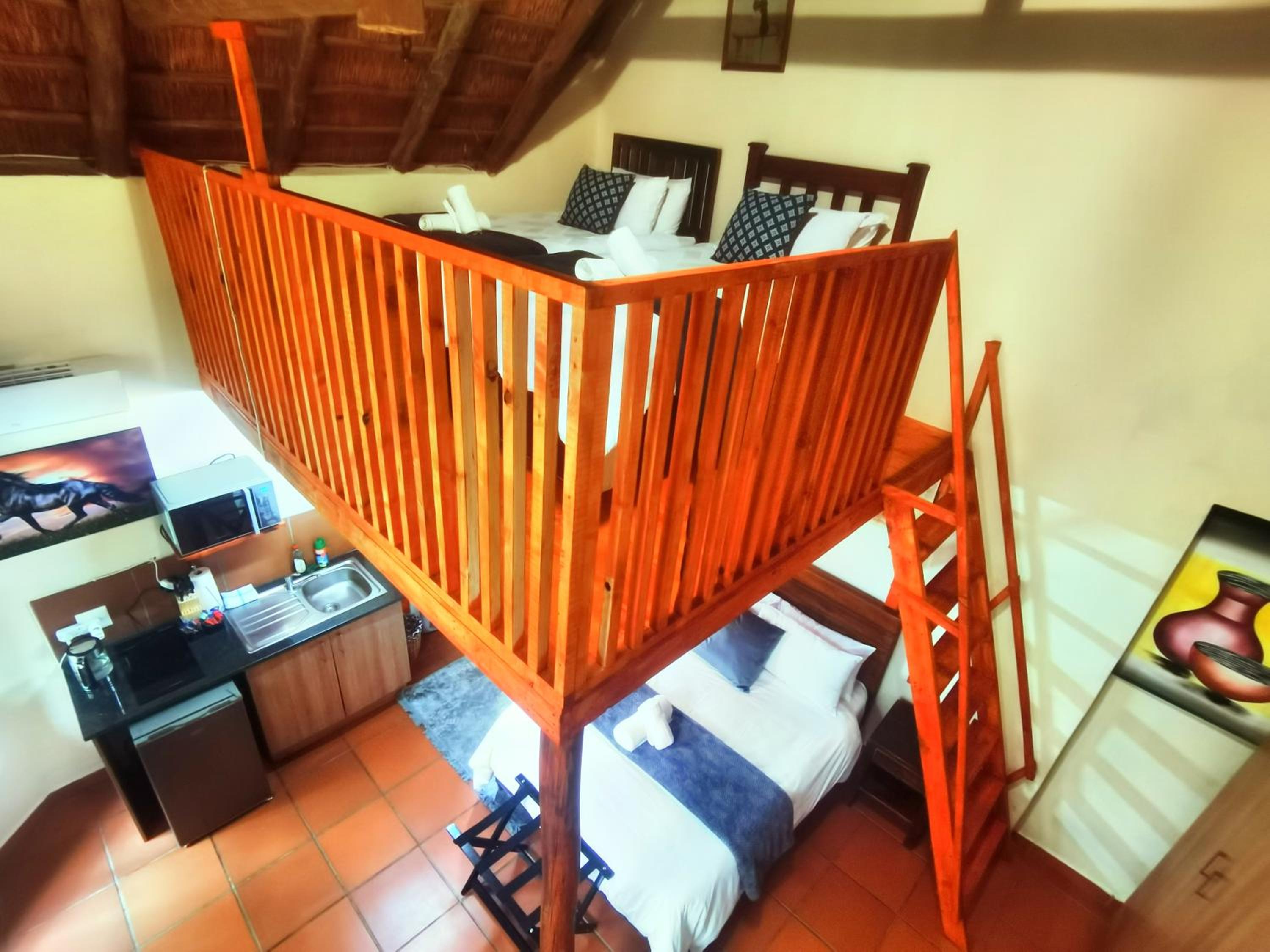 Double Room - Photo 3