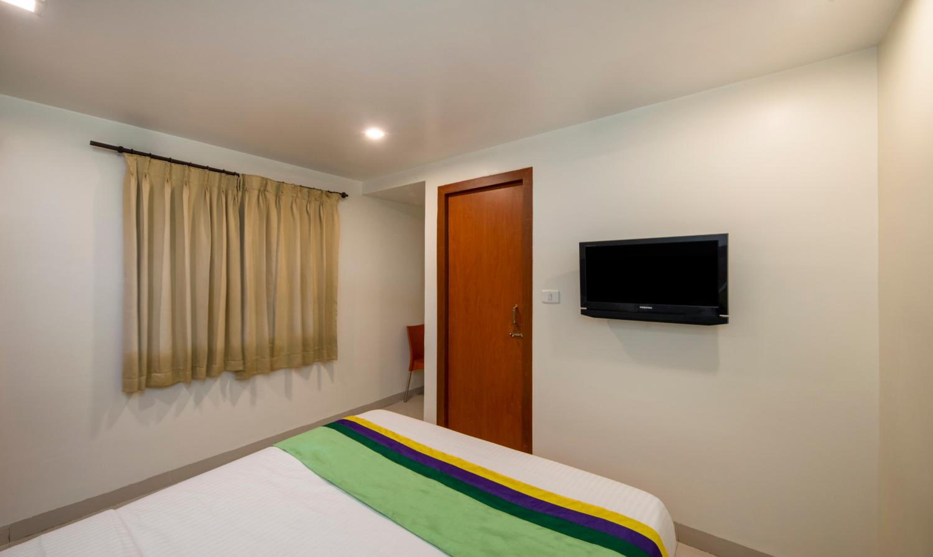 Economy Double Room photo 3