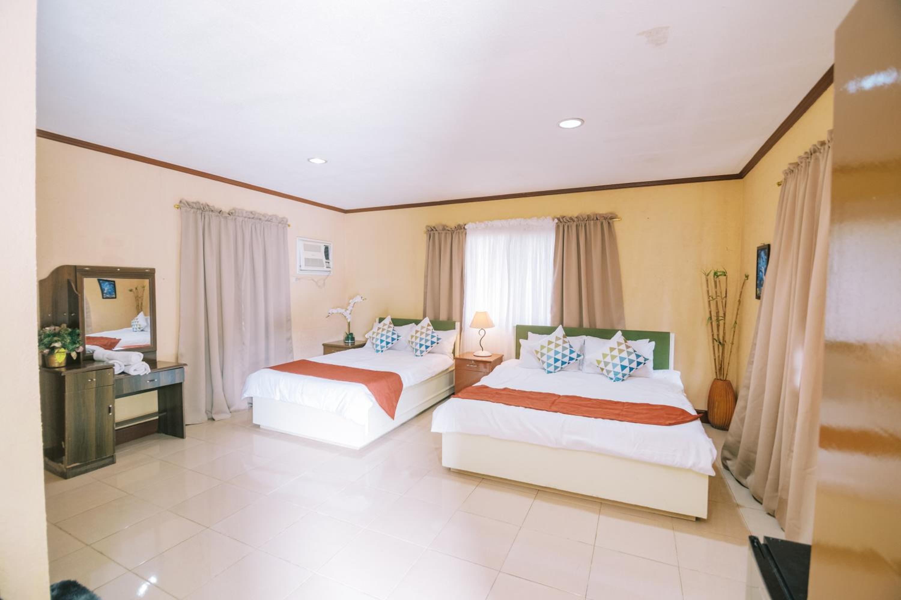 Premium Quadruple Room photo 2
