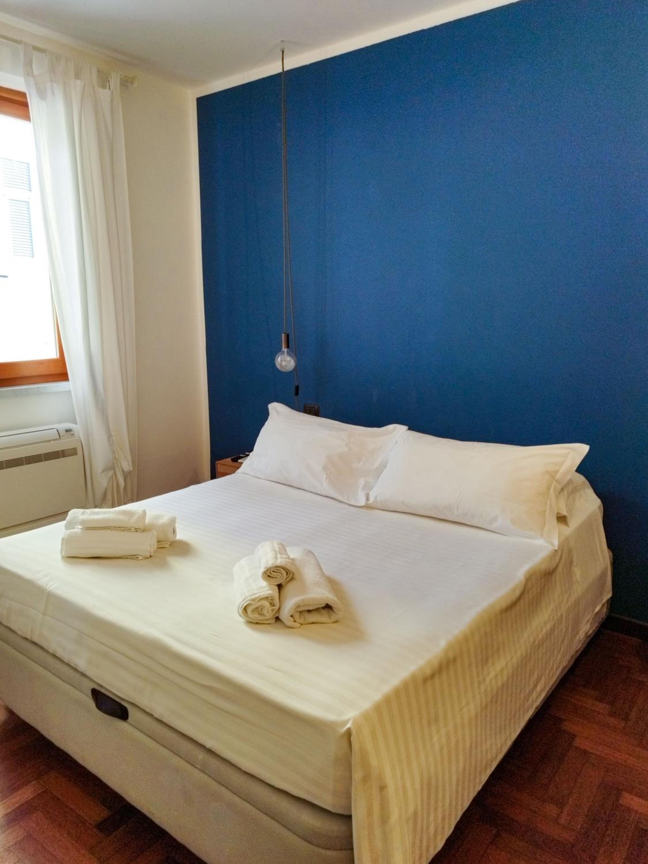 Two-Bedroom Apartment with Terrace photo 2