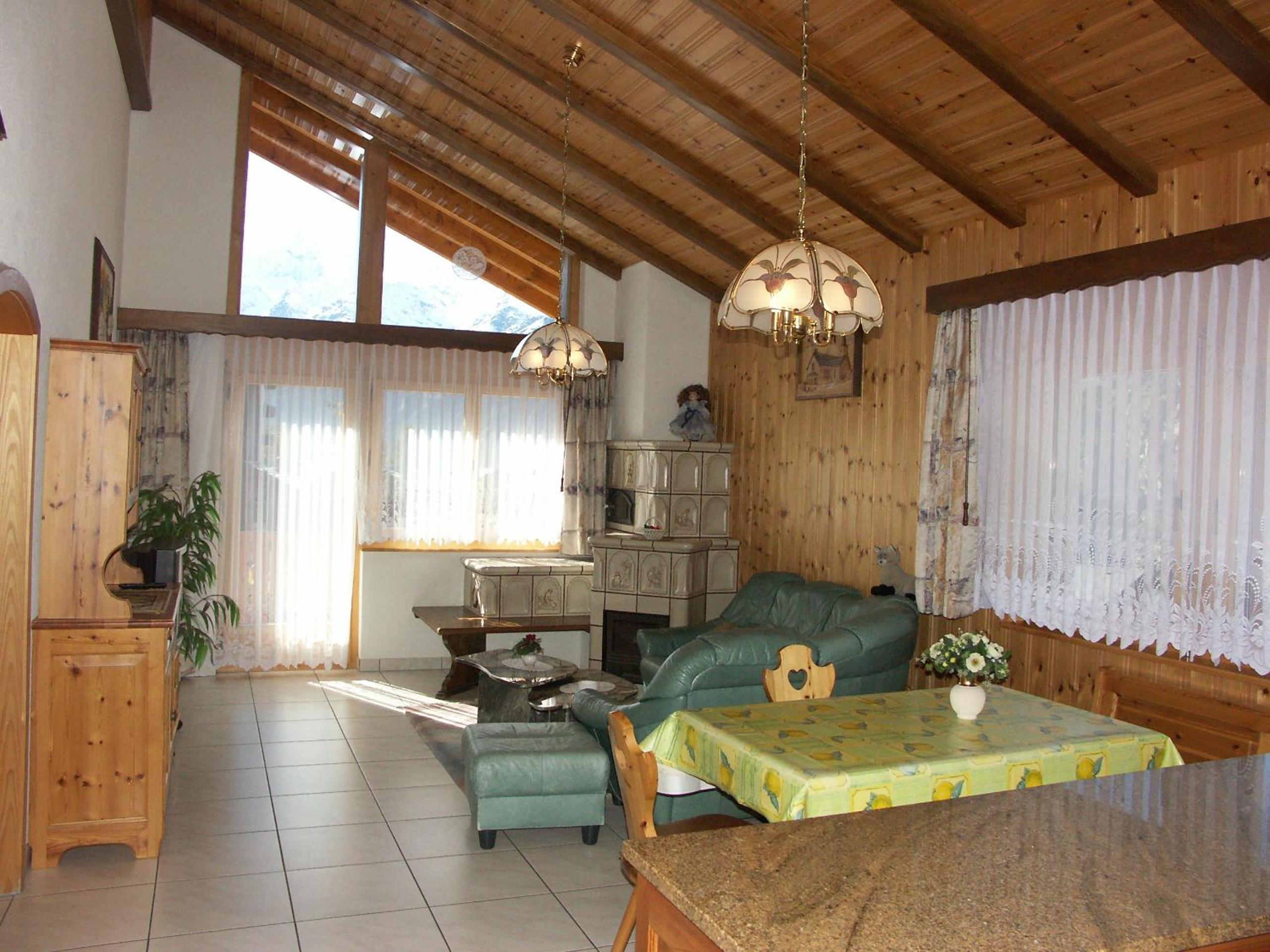 Apartment With Mountain View photo 3