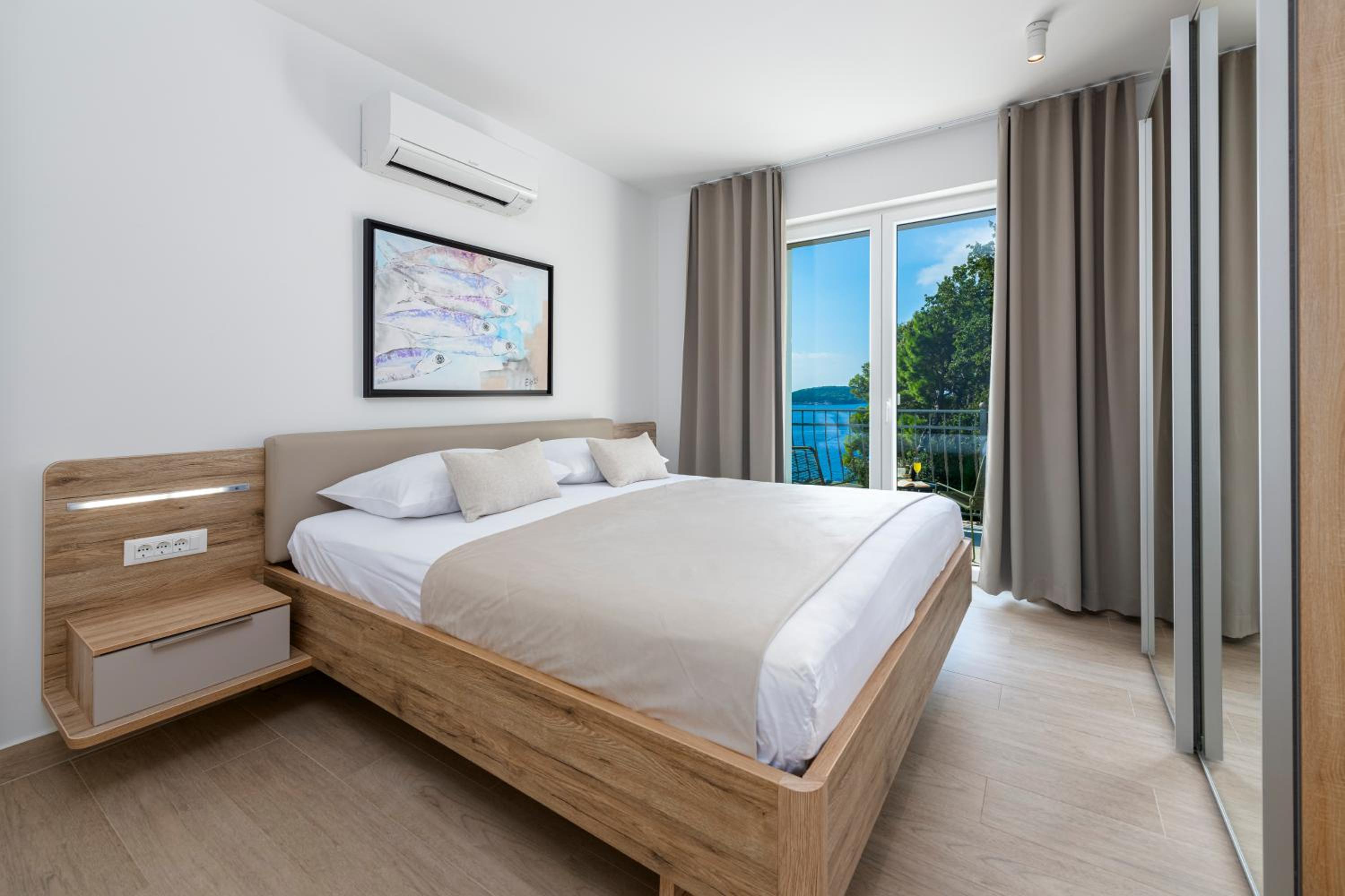 Villa with Sea View photo 1