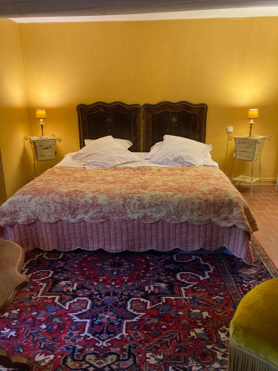 Double Room Yellow photo 3