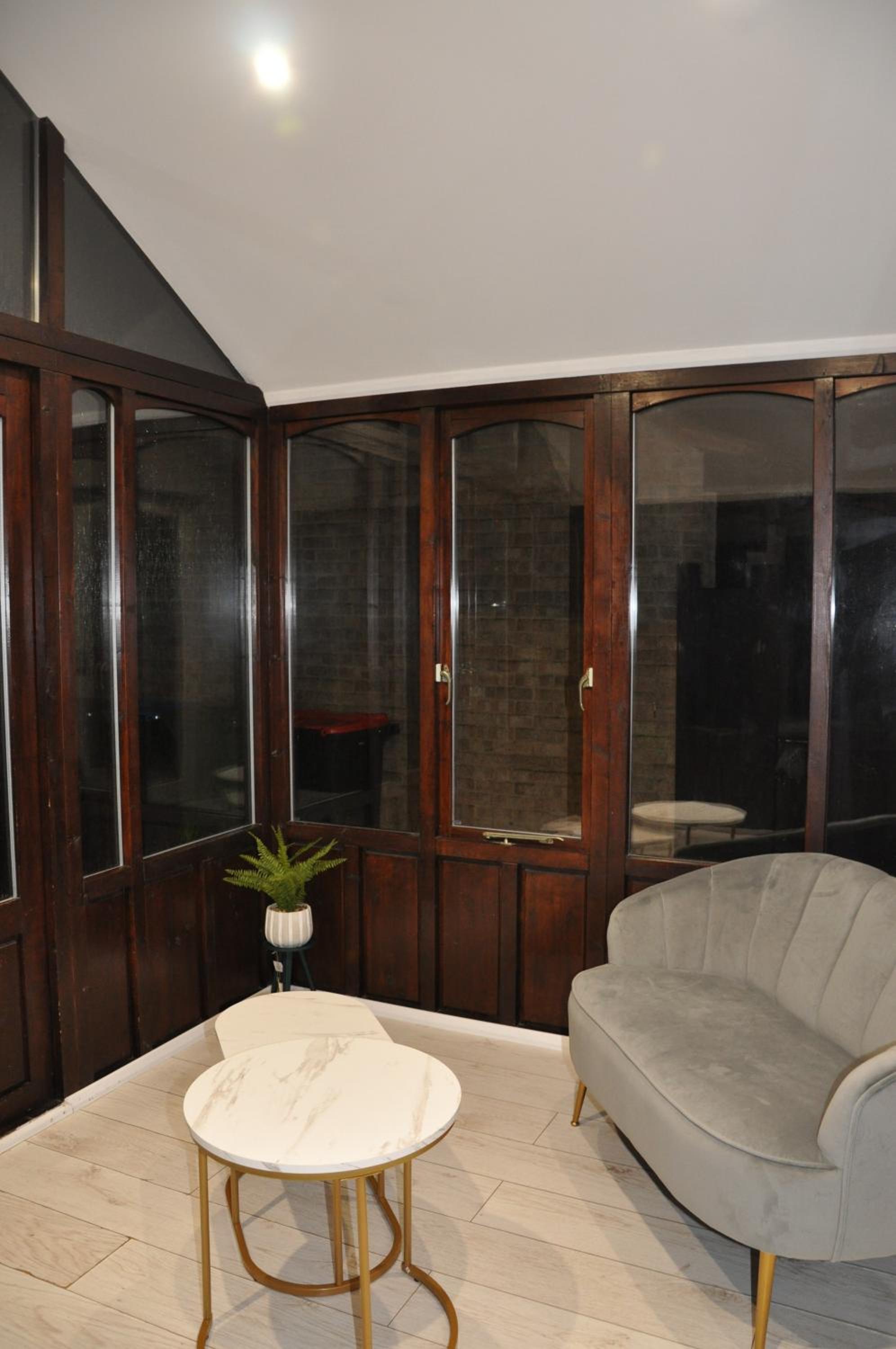 Three-Bedroom House photo 2