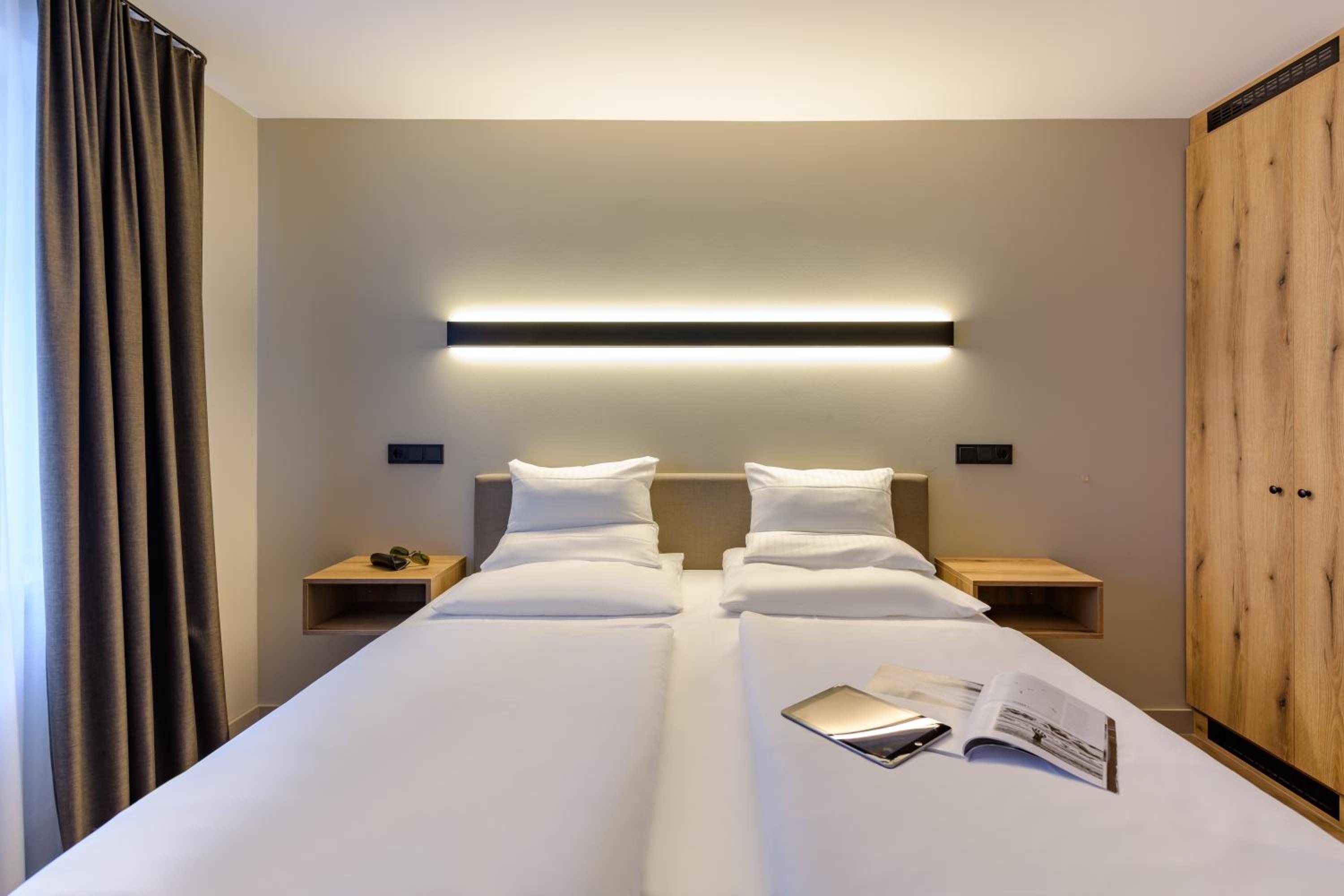 Standard Double Room - Photo 4