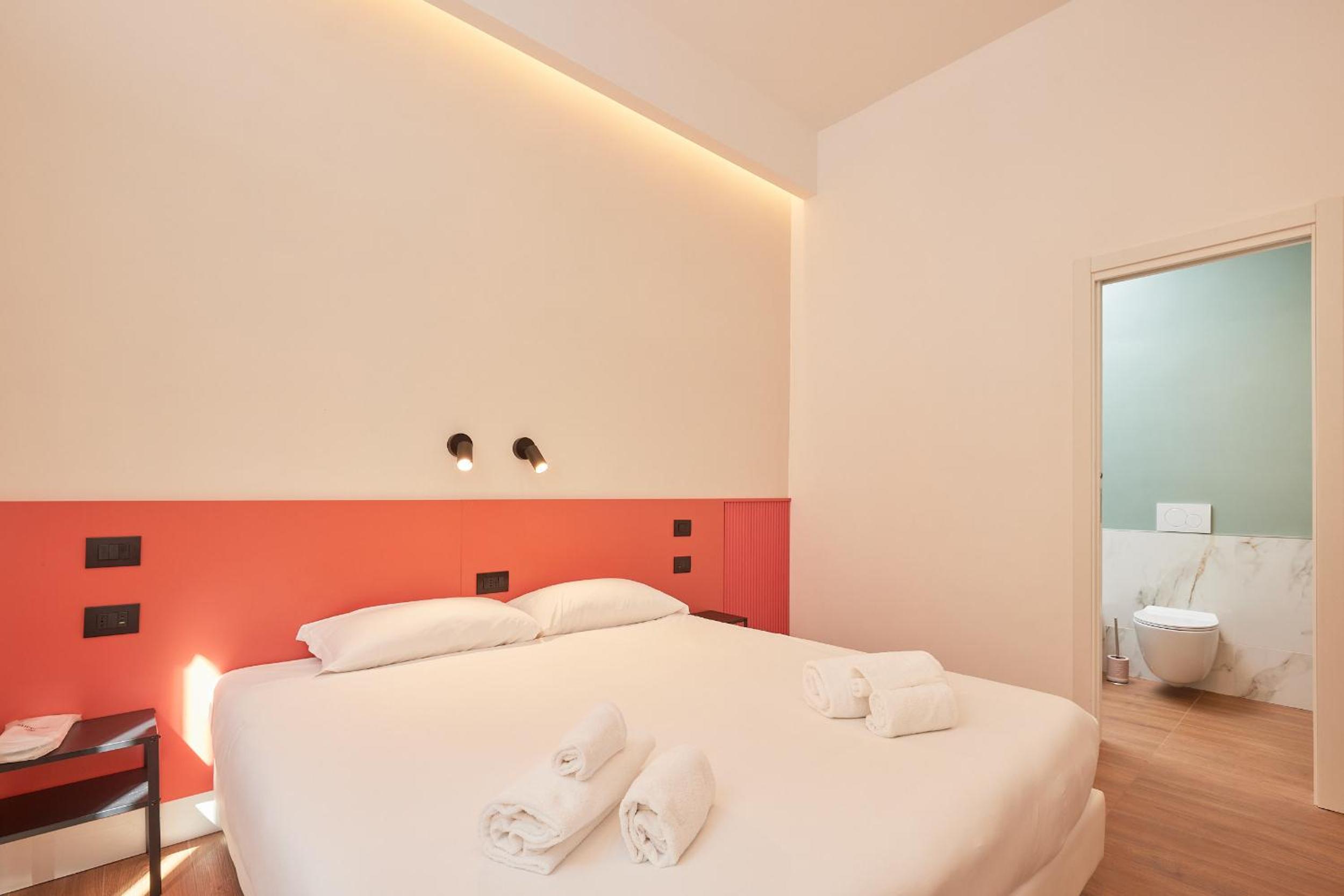 Deluxe Double or Twin Room photo 1