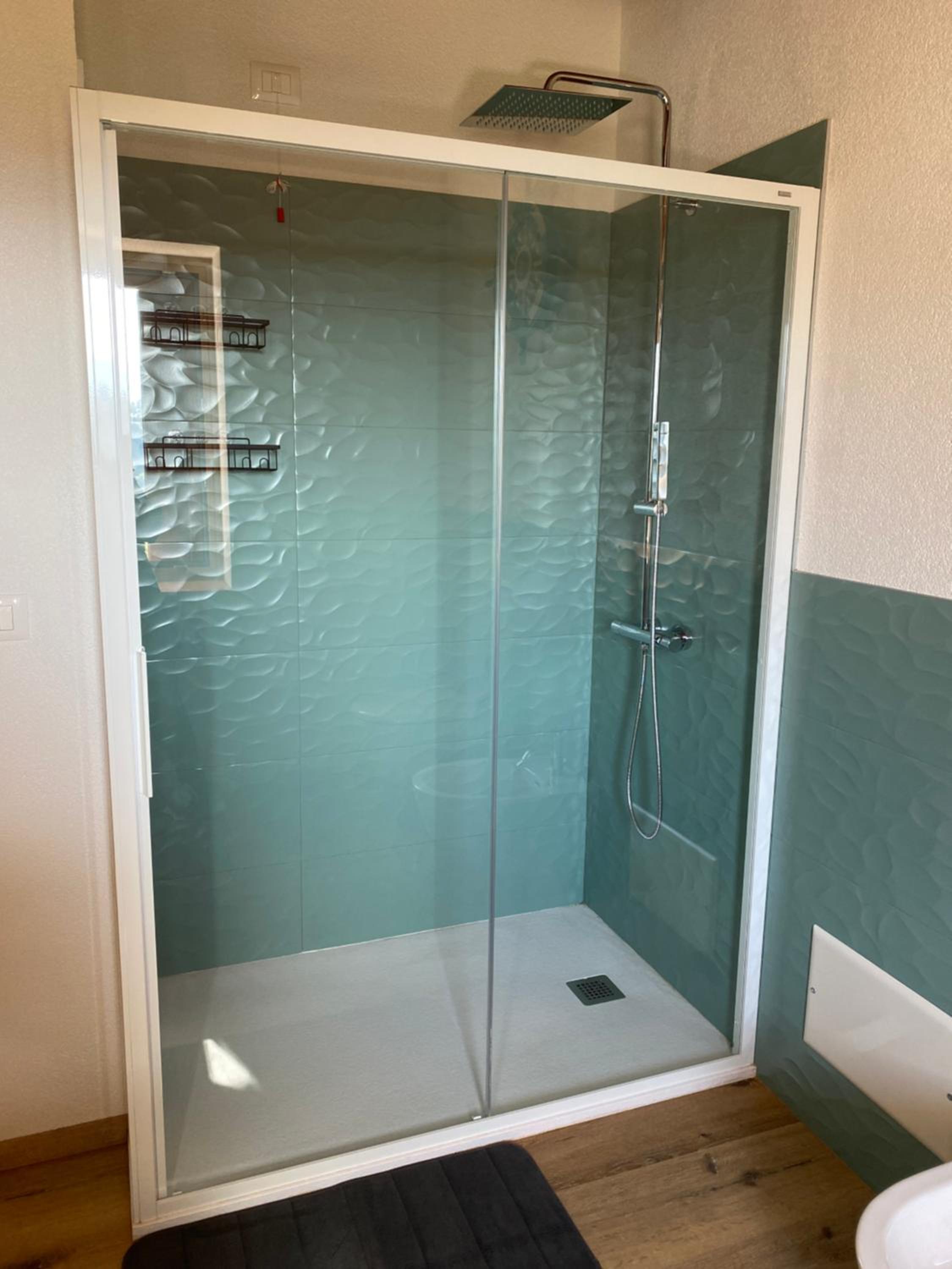 Double or Twin Room with Shared Bathroom photo 2