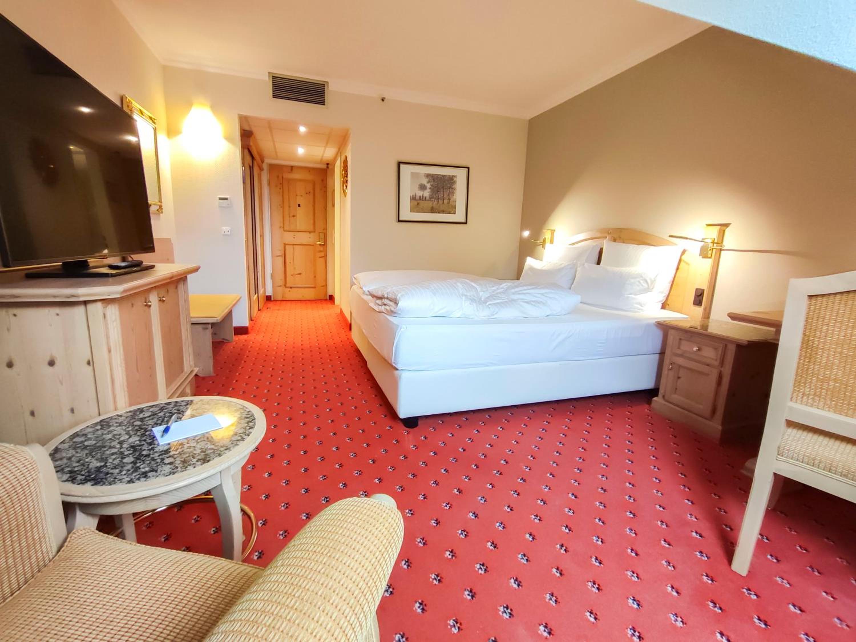 Executive Queen Room photo 2