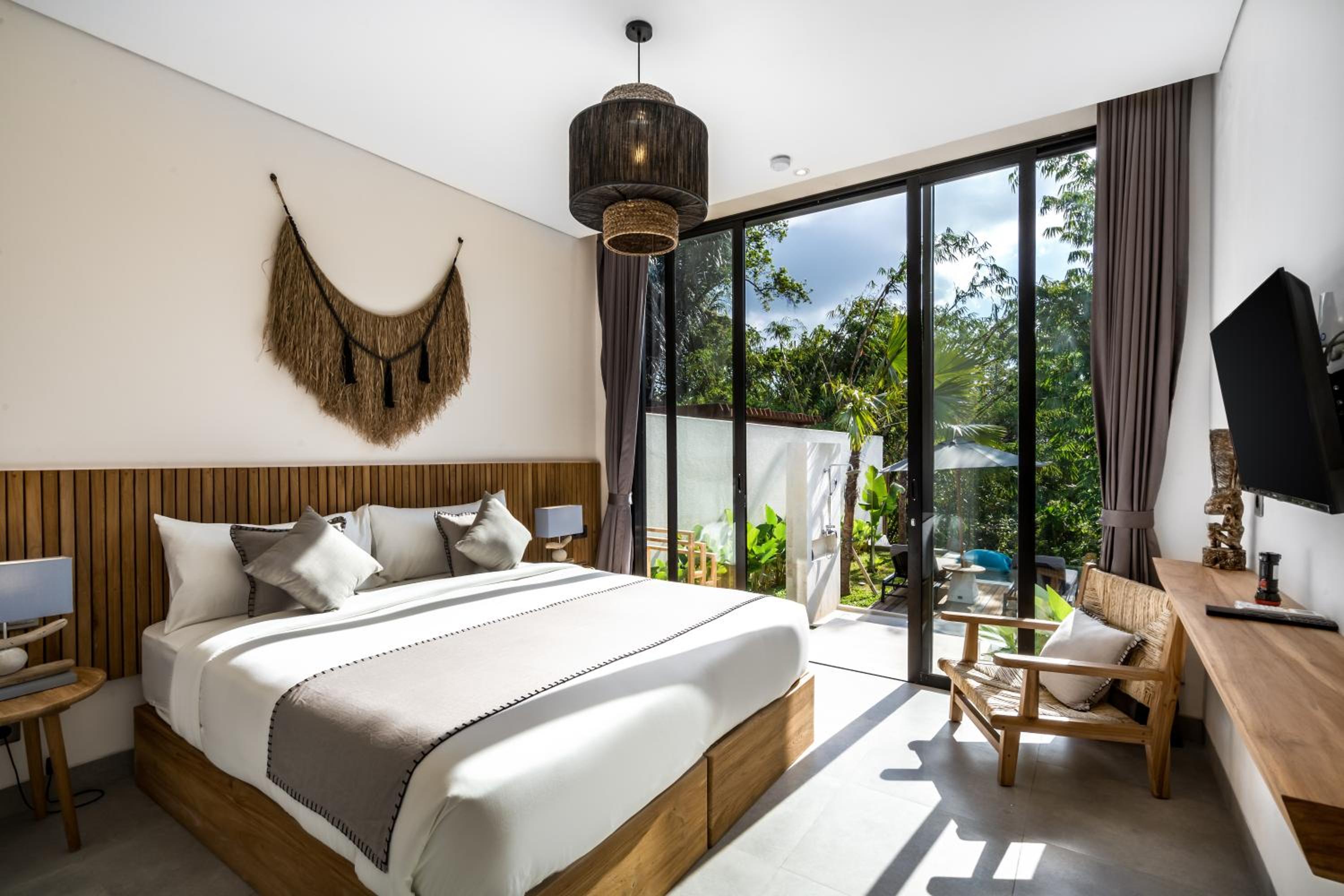 Two-Bedroom Villa - Photo 25