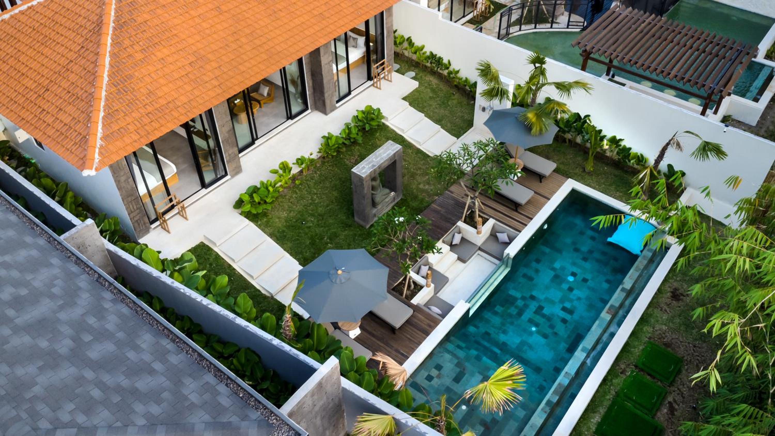 Two-Bedroom Villa - Photo 11