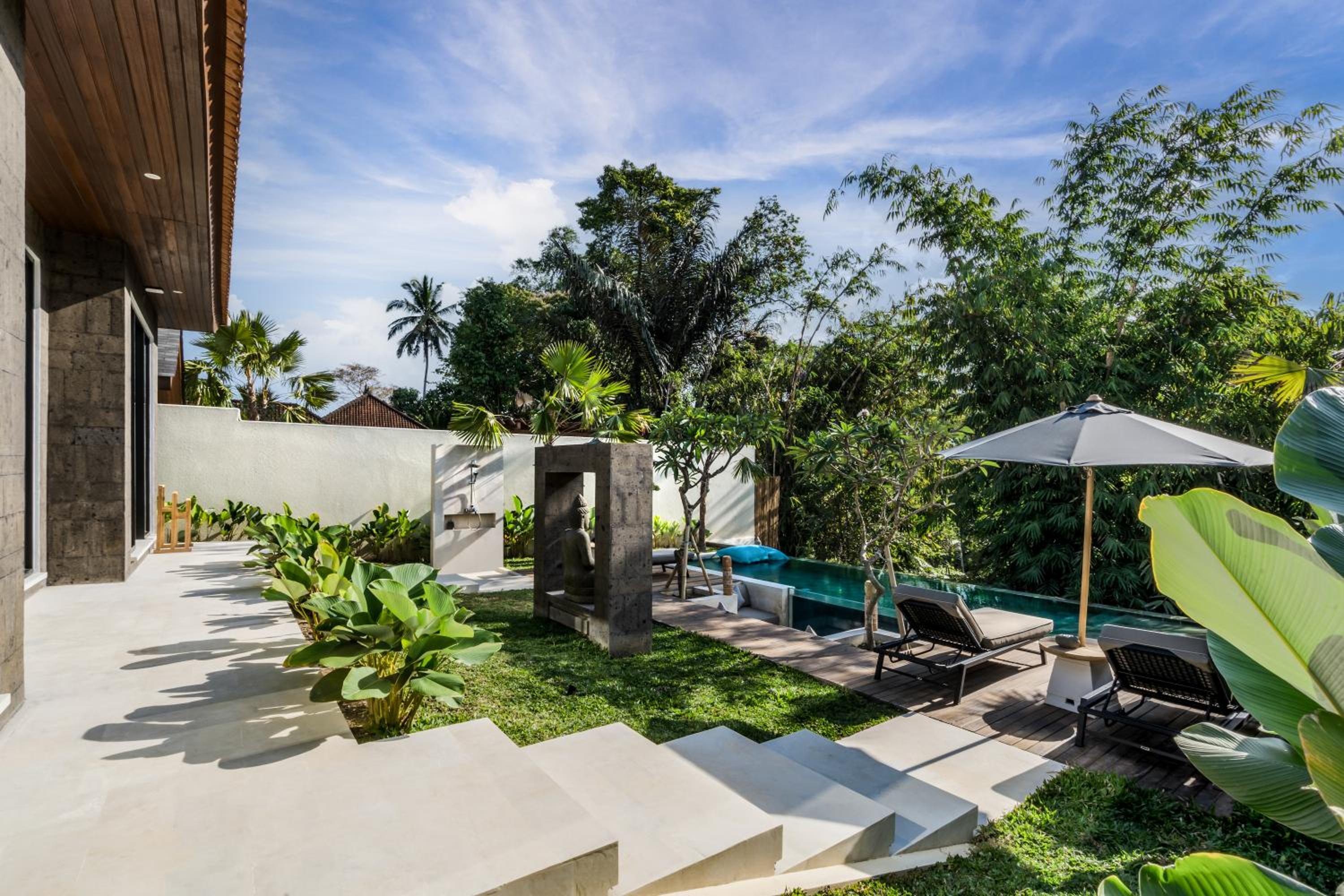 Two-Bedroom Villa - Photo 4