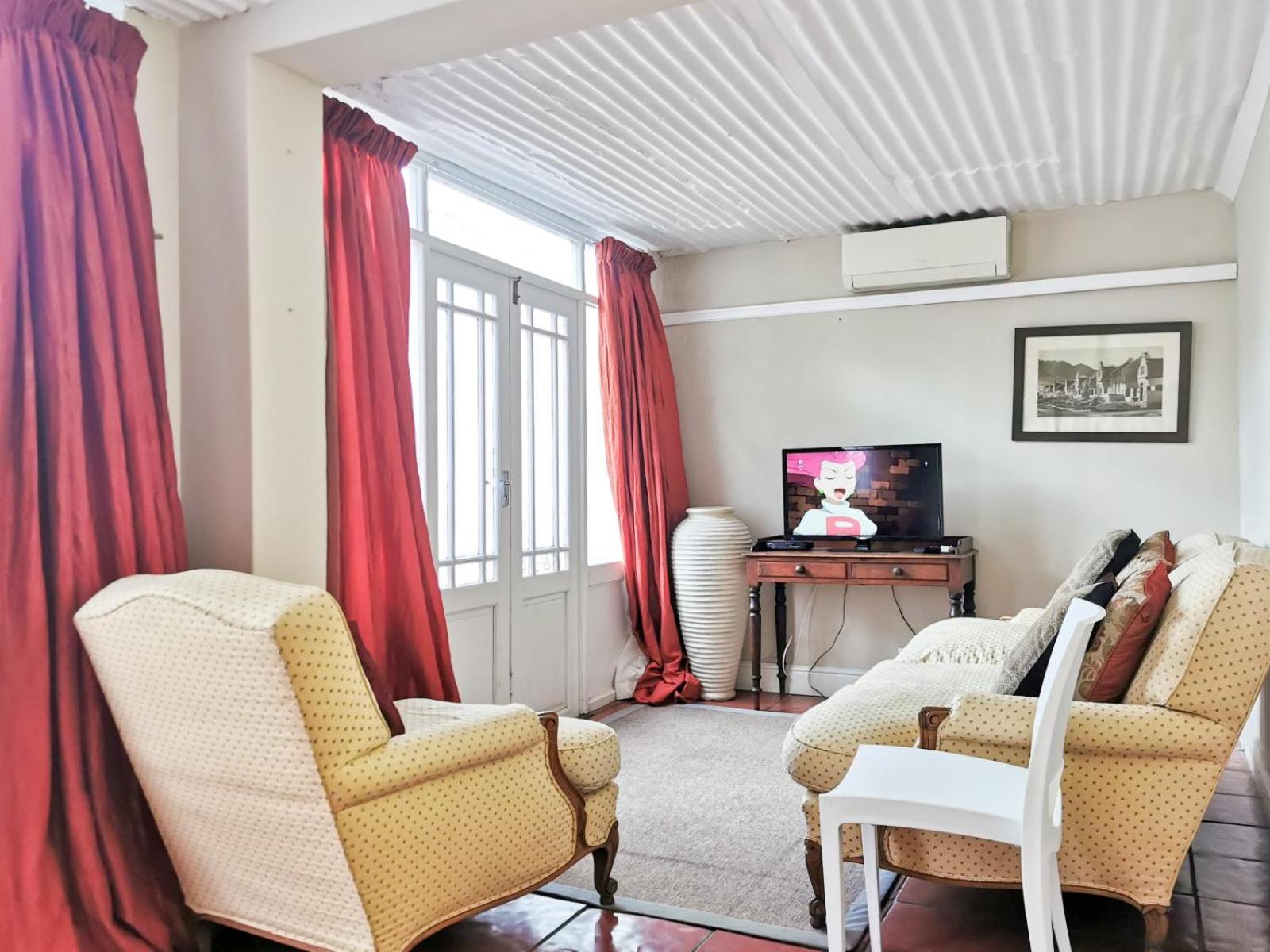 Comfort Suite photo 3