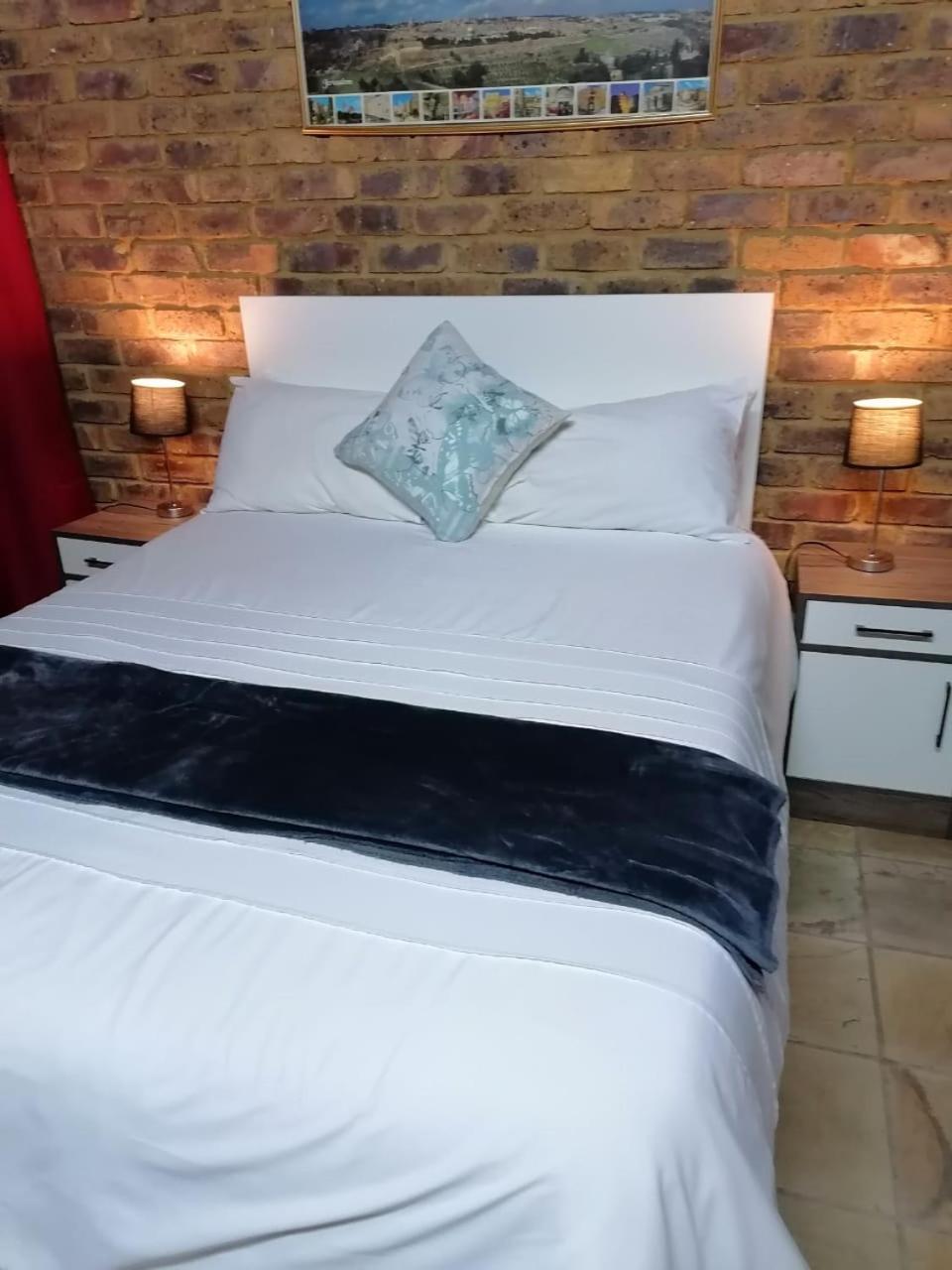 Economy Double Room photo 1