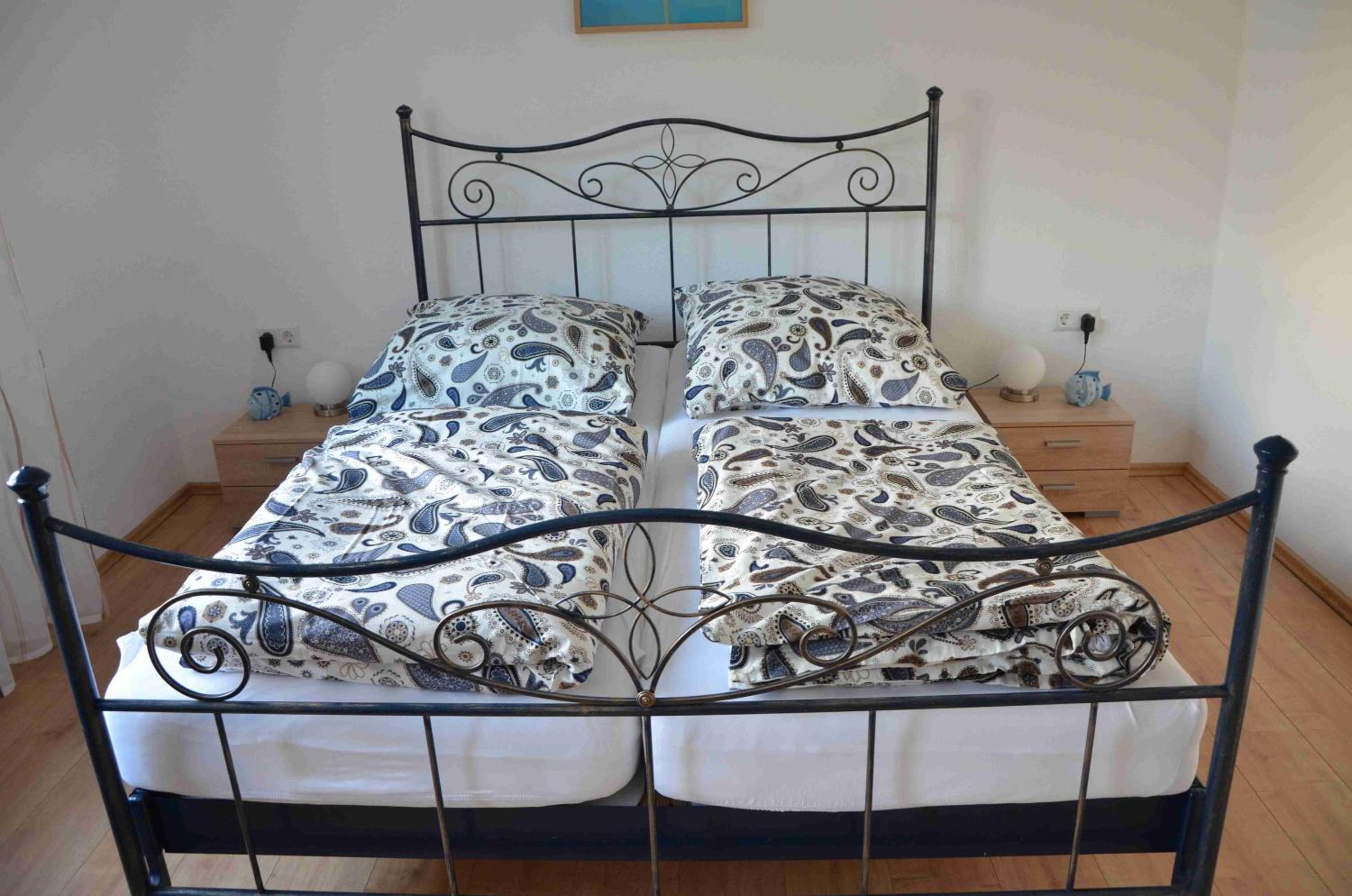 One-Bedroom Apartment with Lake View photo 2