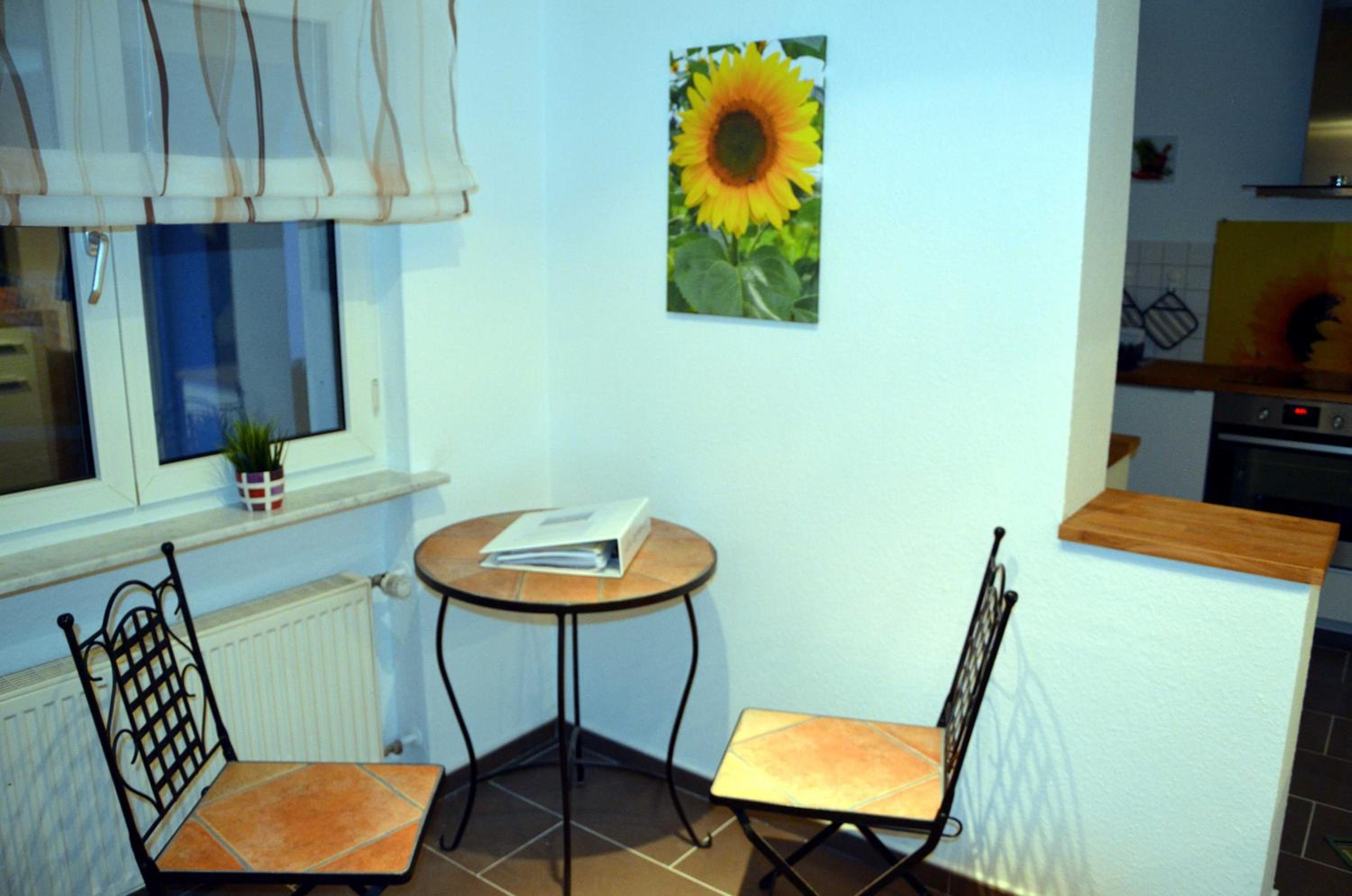 One-Bedroom Apartment with Lake View photo 3