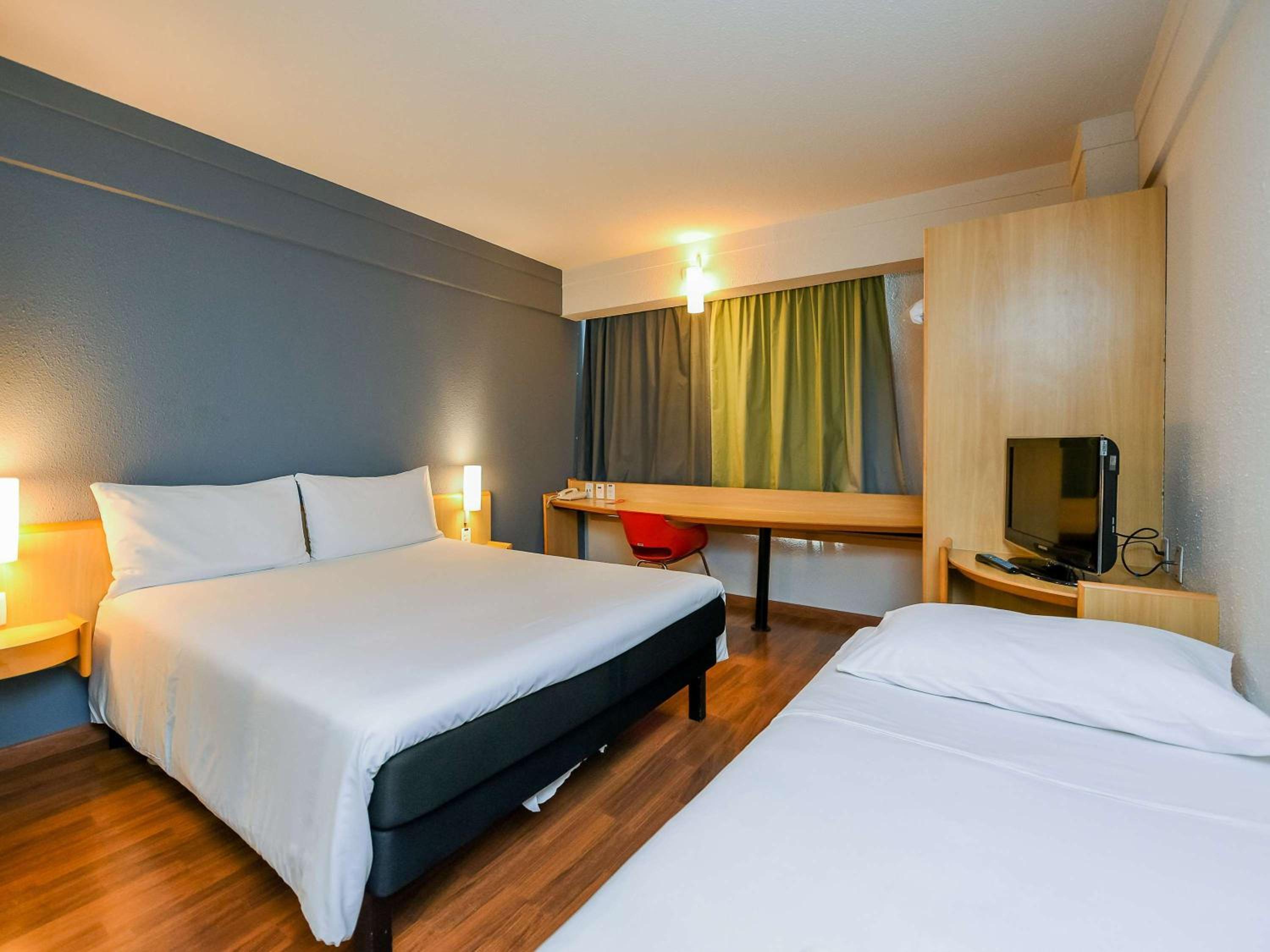 Standard Triple Room with Double and Single Bed - Photo 2