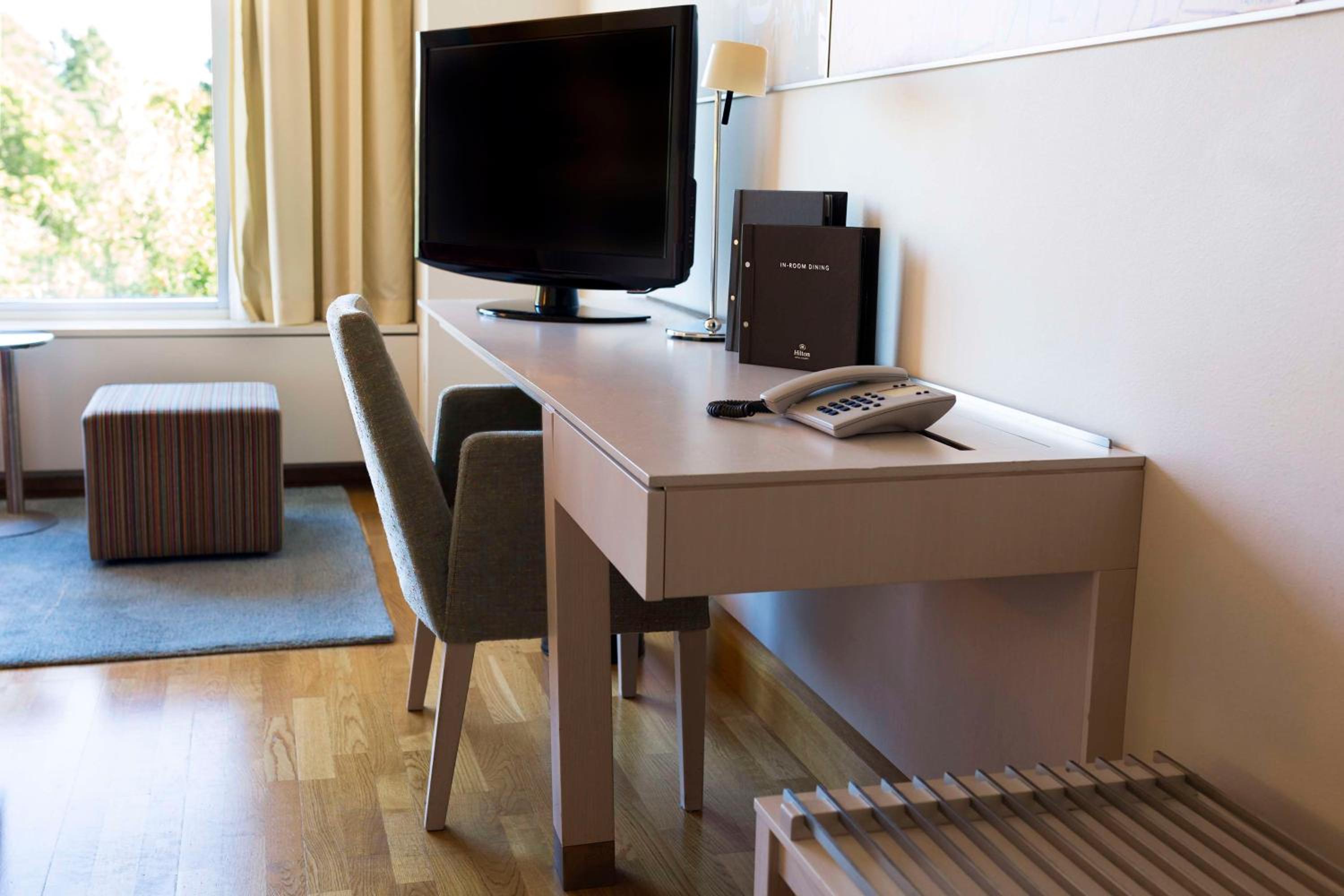 Twin Room - Photo 4