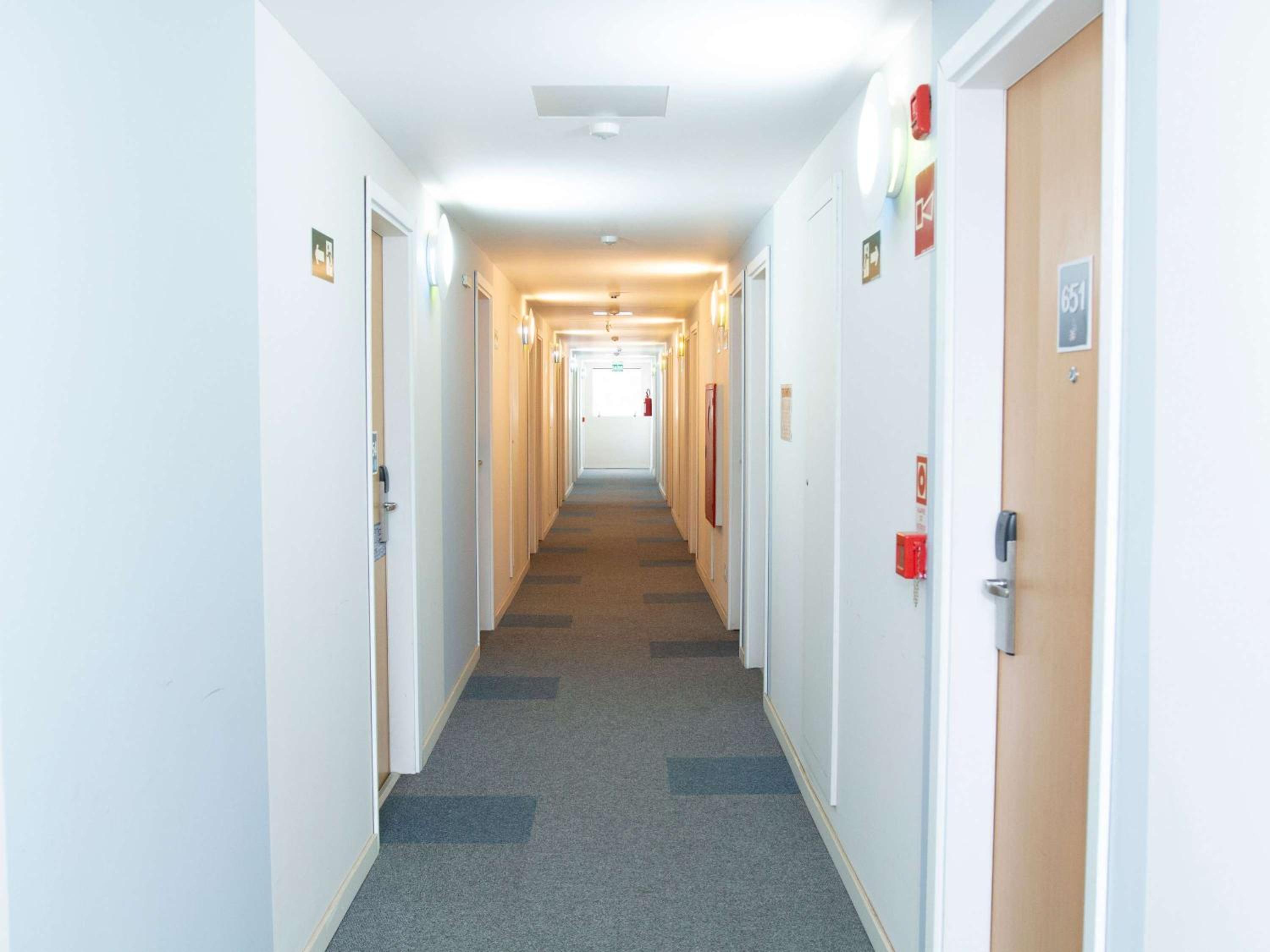 Standard Twin Room photo 2