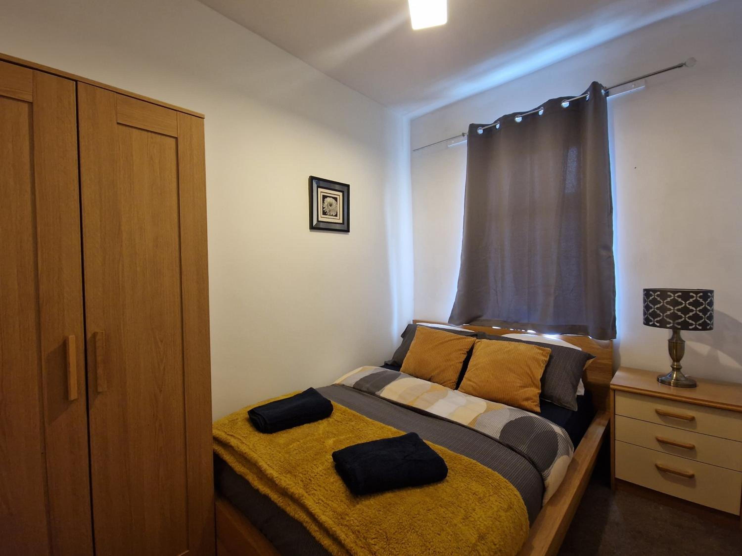 Apartment photo 2