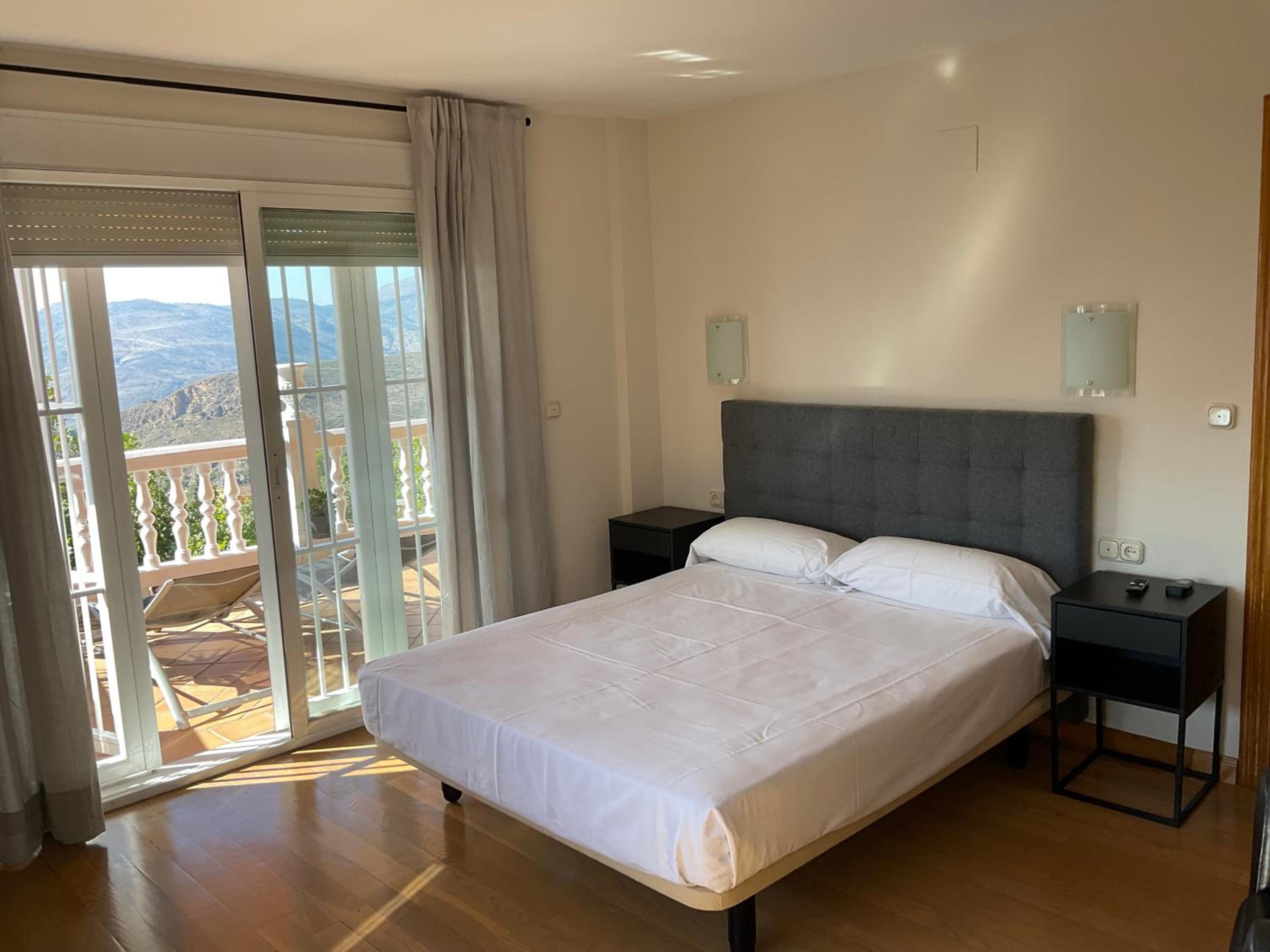 Suite con Terraza y Acceso al Spa