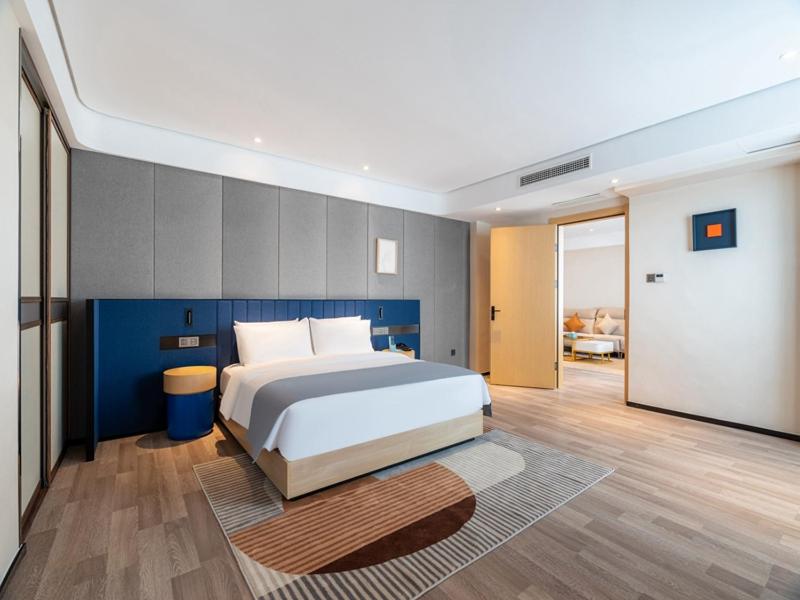 Luxury Suite