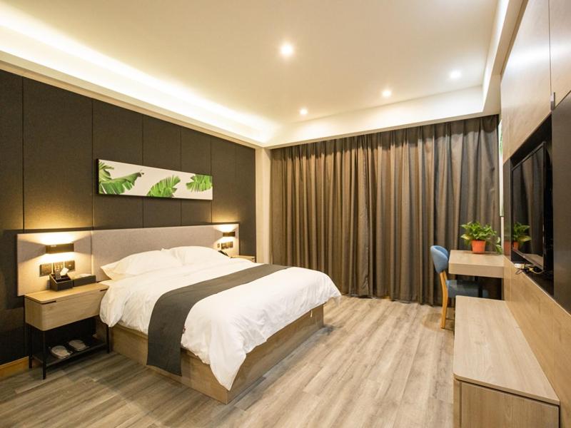 Business Suite With Double Bed