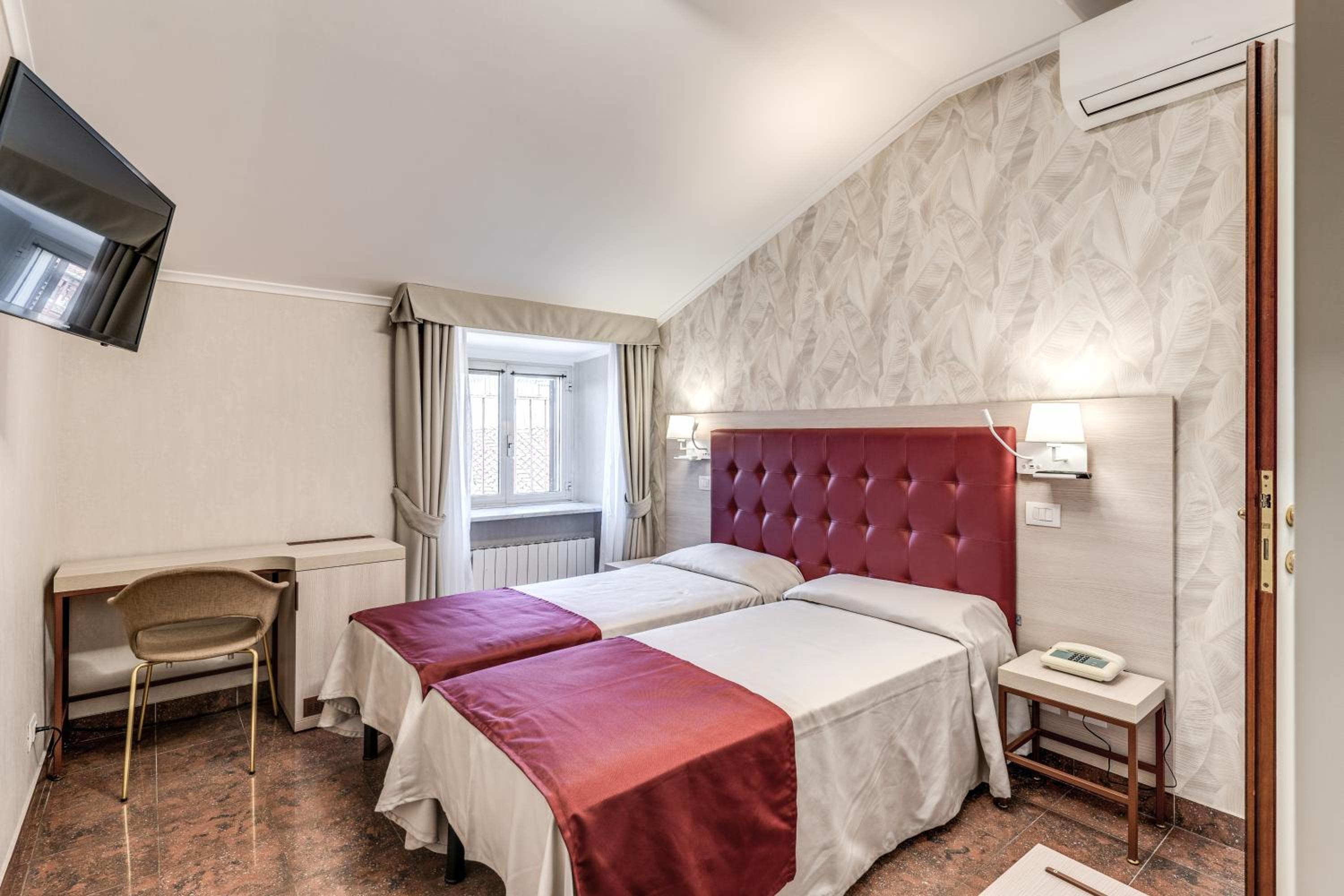 Superior Double or Twin Room photo 1